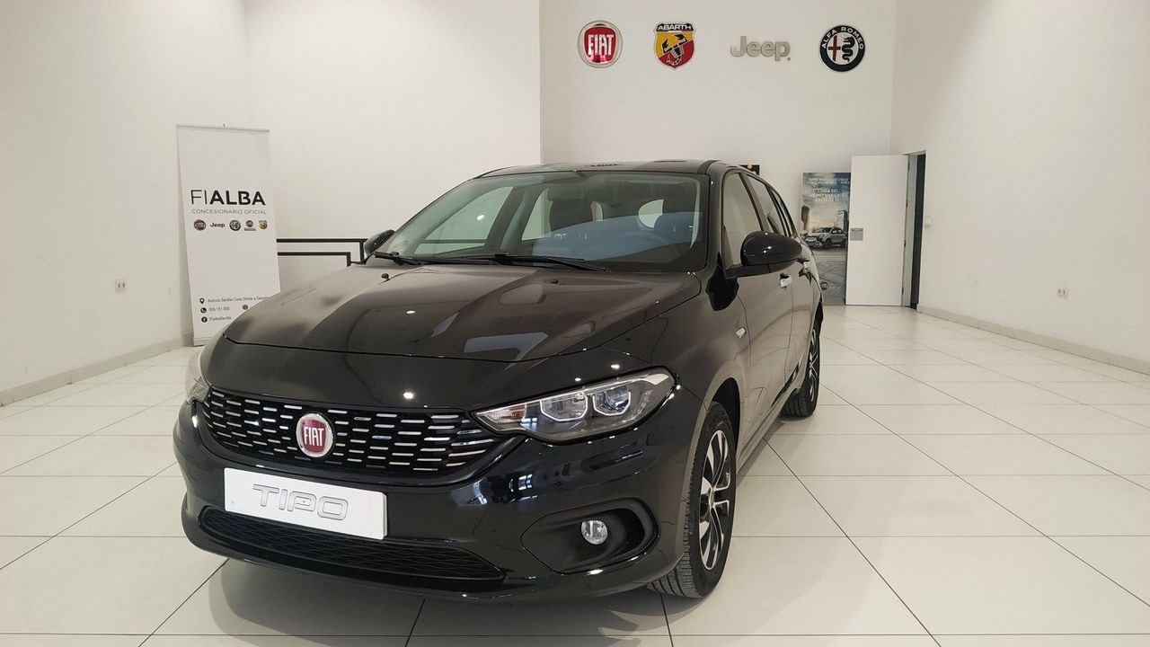 fiat-tipo-cross-sw-13-multijet-70kw-95cv-mirror-en-sevilla-b5d8a72c916f3f1f7361a6cd760773f8