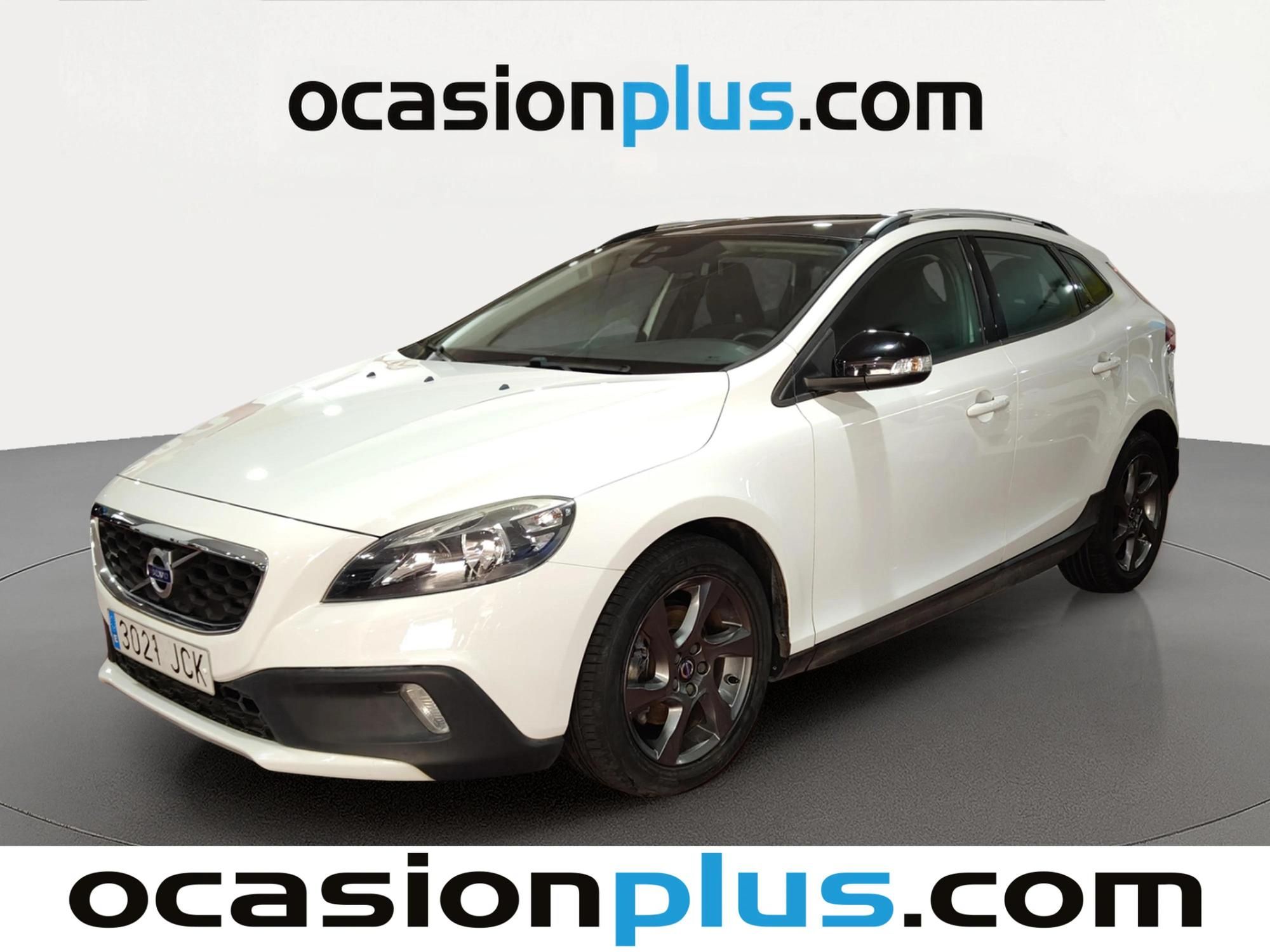 volvo-v40-cross-country-d2-kinetic-115-cv-en-madrid-4bdf45a636f95b3afdba0fc682bdd5c0