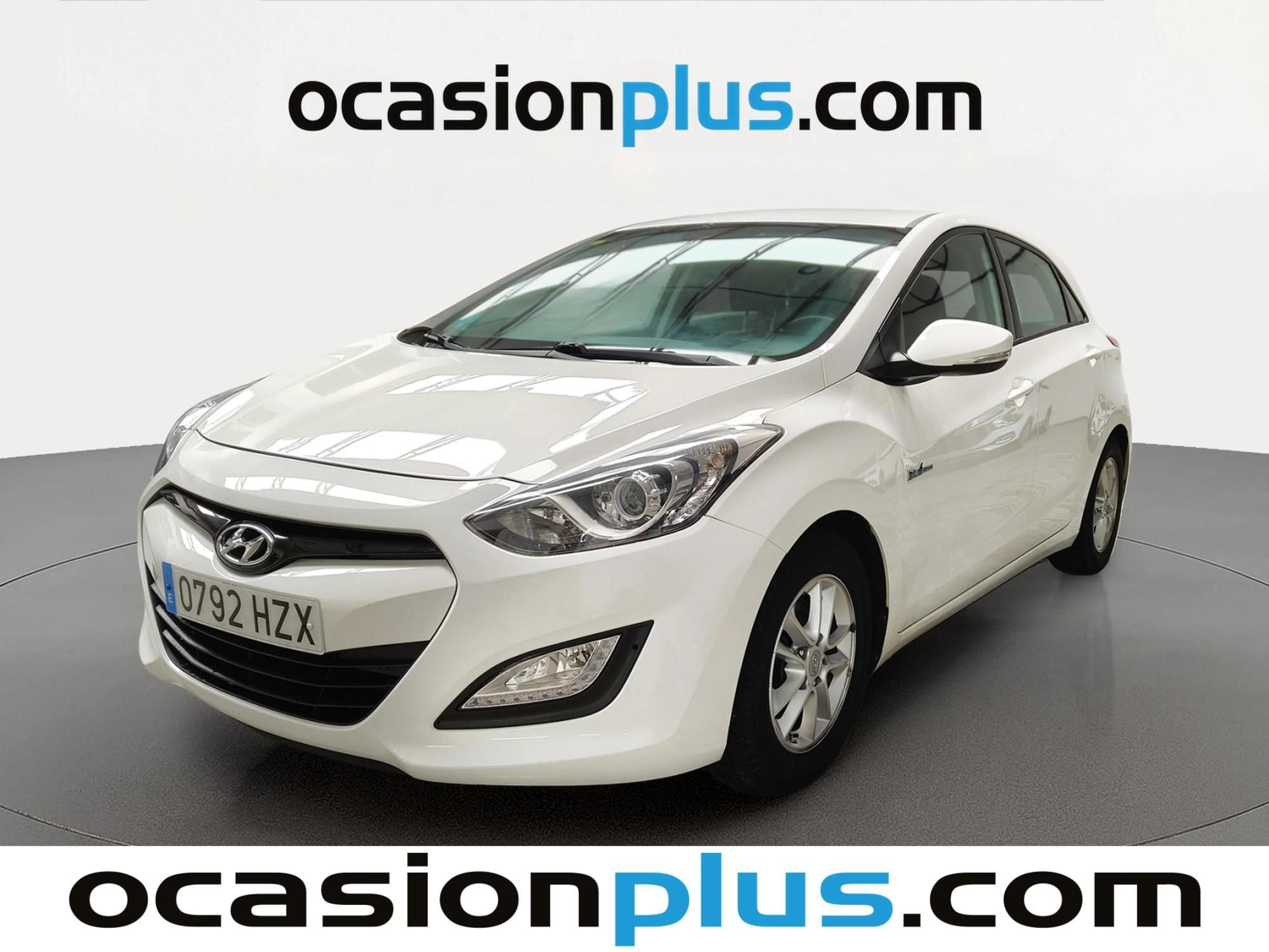 hyundai-i30-16-gdi-bluedrive-tecno-en-madrid-ffbbca5689afd59ad17eb50019f63361