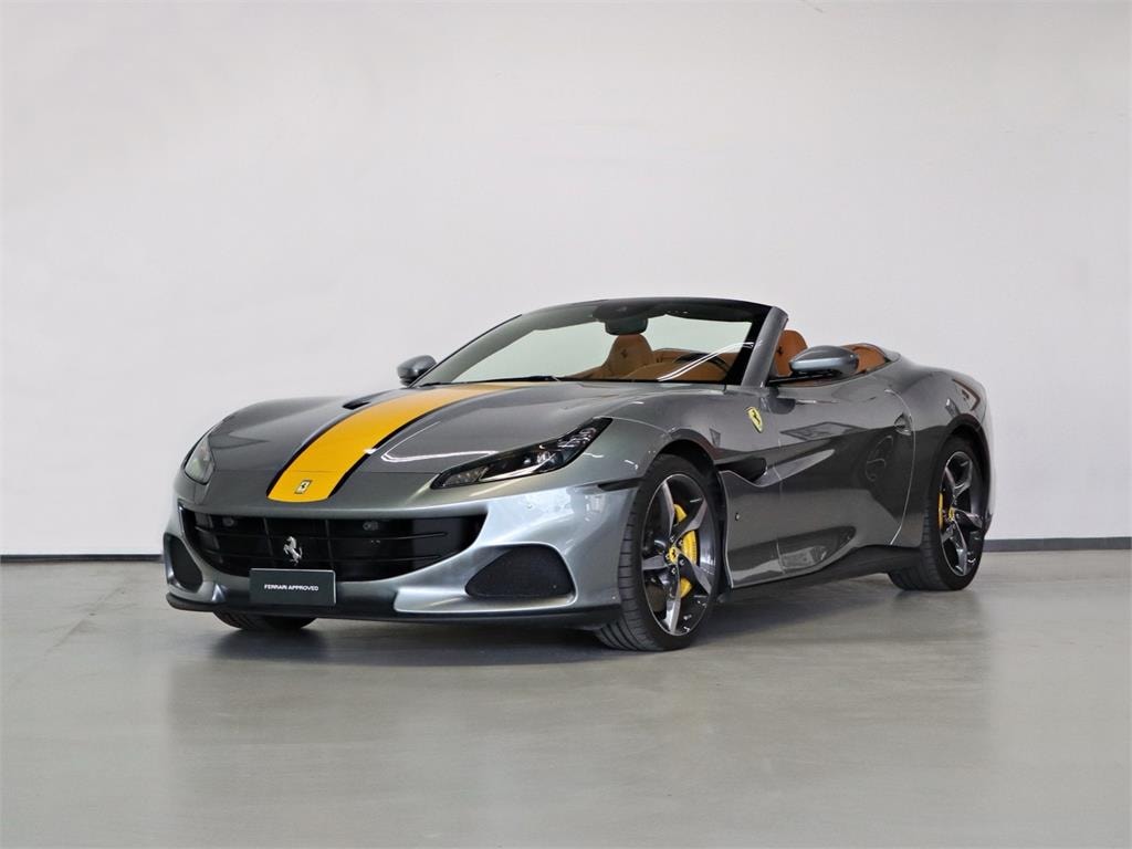 ferrari-portofino-en-barcelona-6c87222a950f672c7c06fcc801a715c9