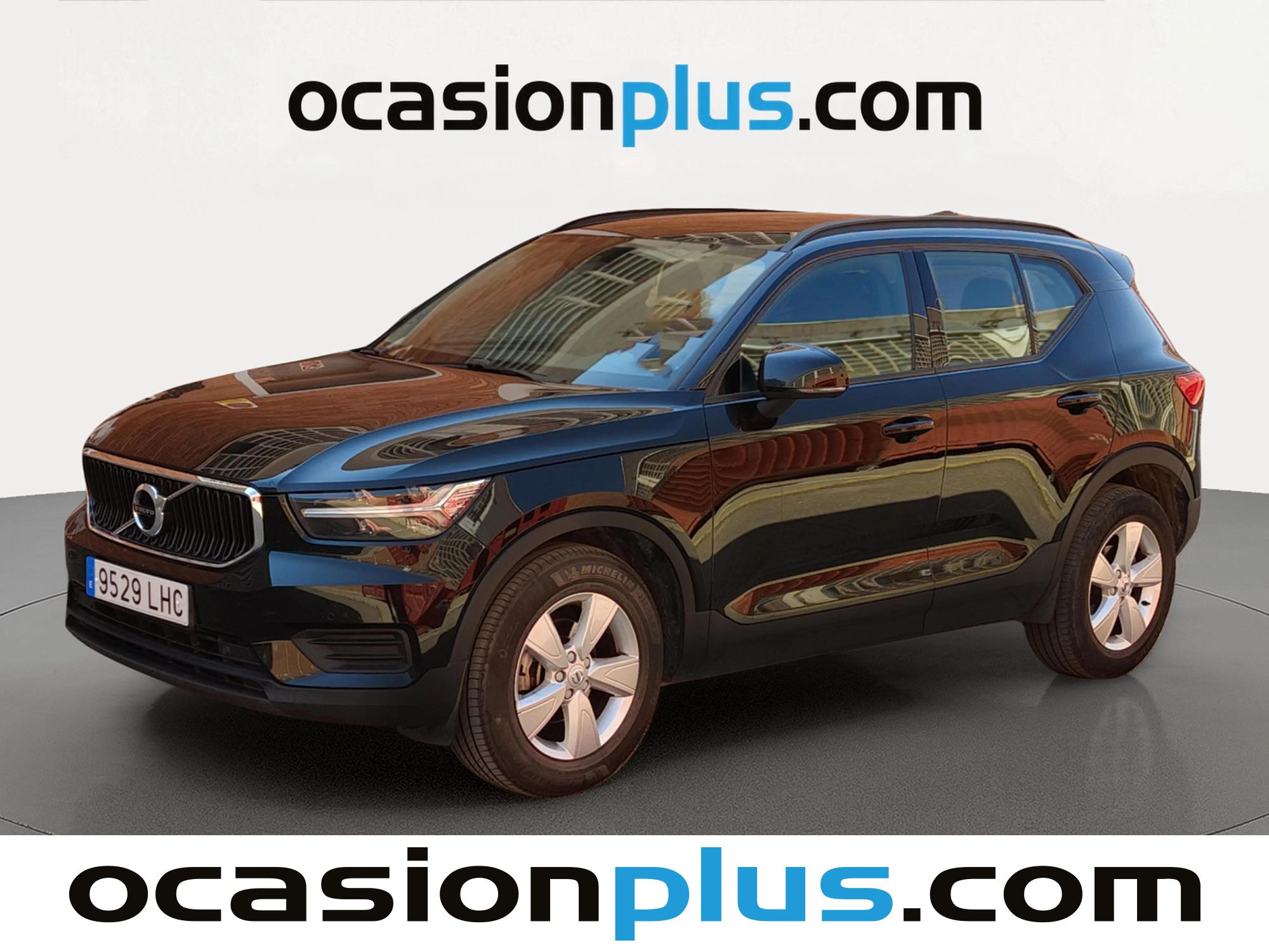 volvo-xc40-t3-momentum-core-163-cv-en-madrid-0ed089f44fe1e4de813a3e860df850ae