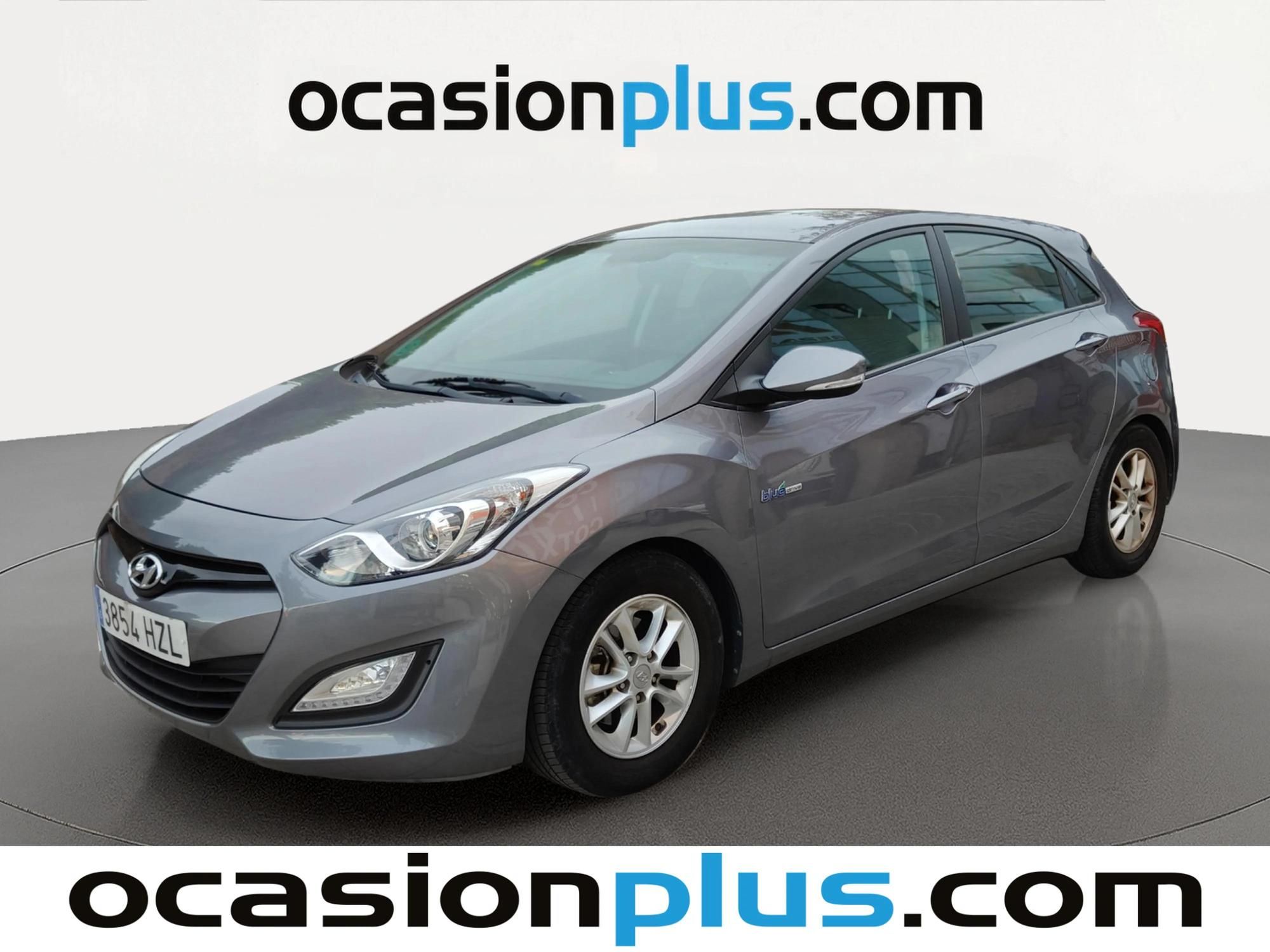 hyundai-i30-16-gdi-bluedrive-tecno-135-cv-en-madrid-d4f5b27239fb329ac0740af87f4f9463