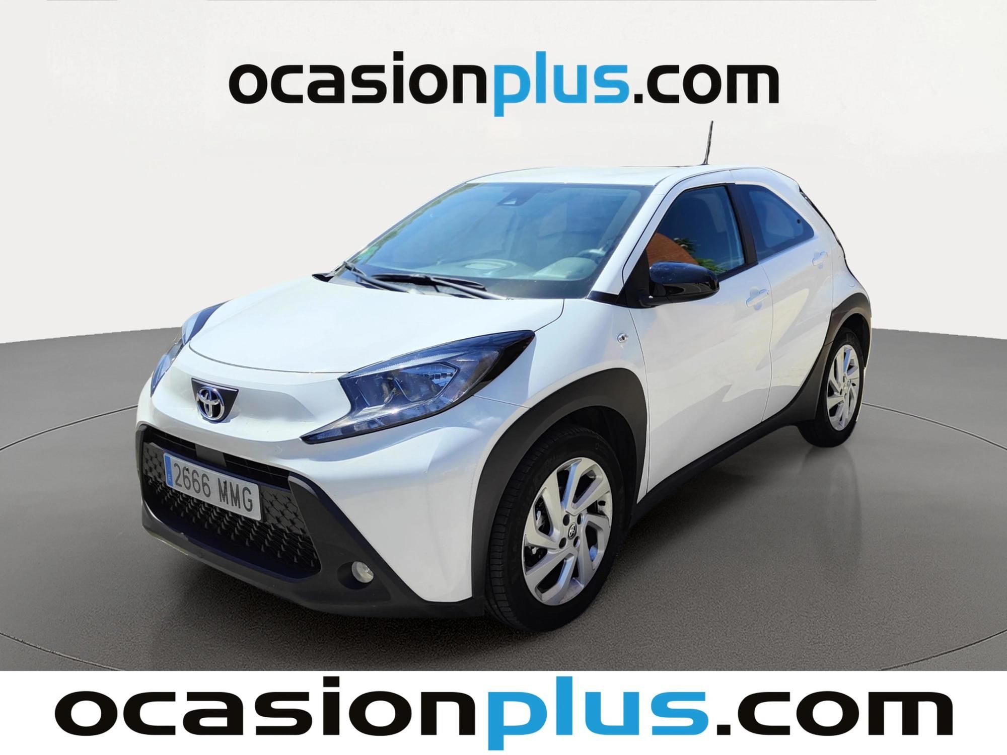 toyota-aygo-x-cross-10-vvt-i-play-72-cv-en-madrid-d826f281971f657771accda8012951d0