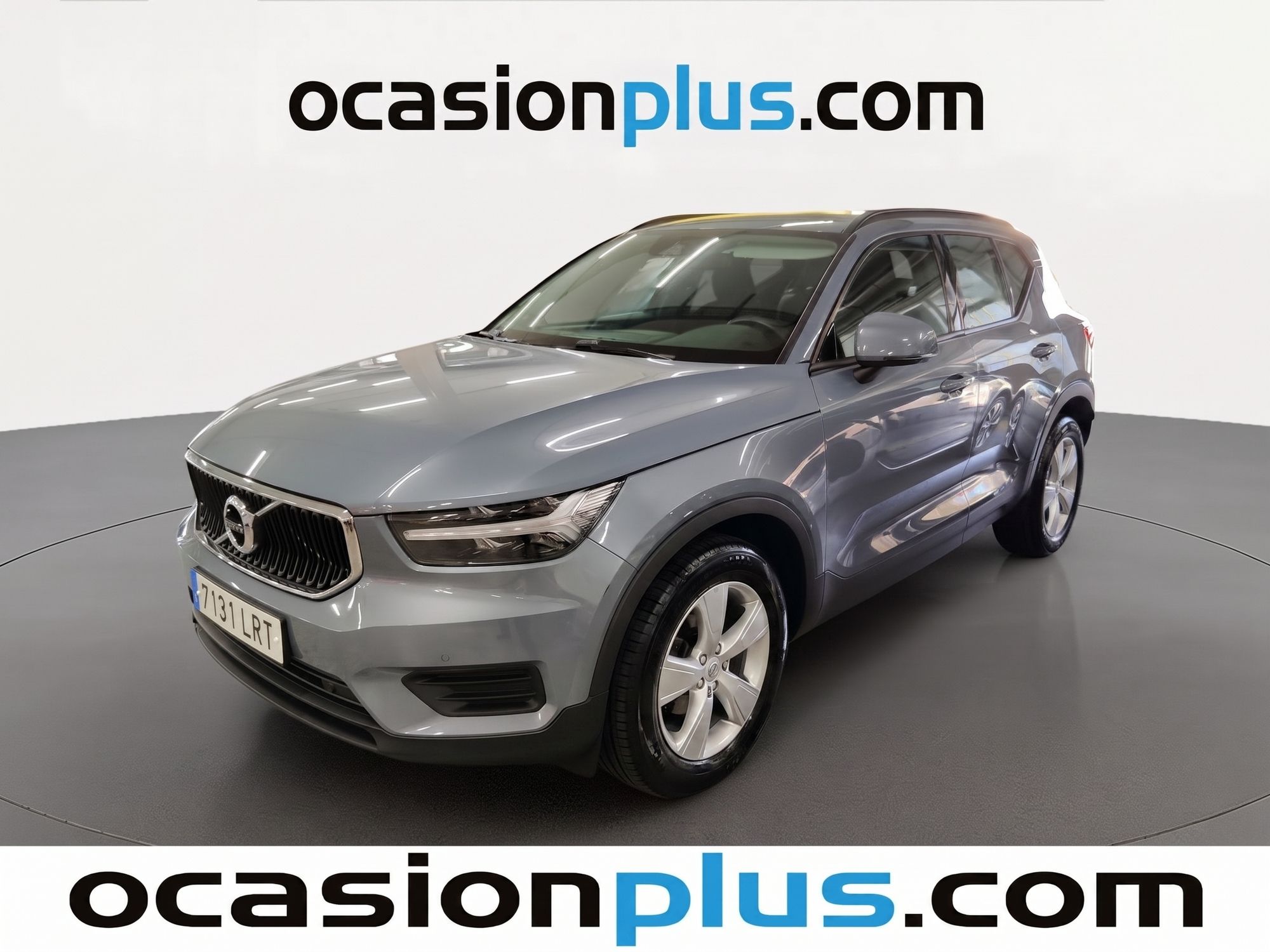 volvo-xc40-t2-momentum-core-129-cv-en-madrid-8a448daed77b8844bd12f86647f22742