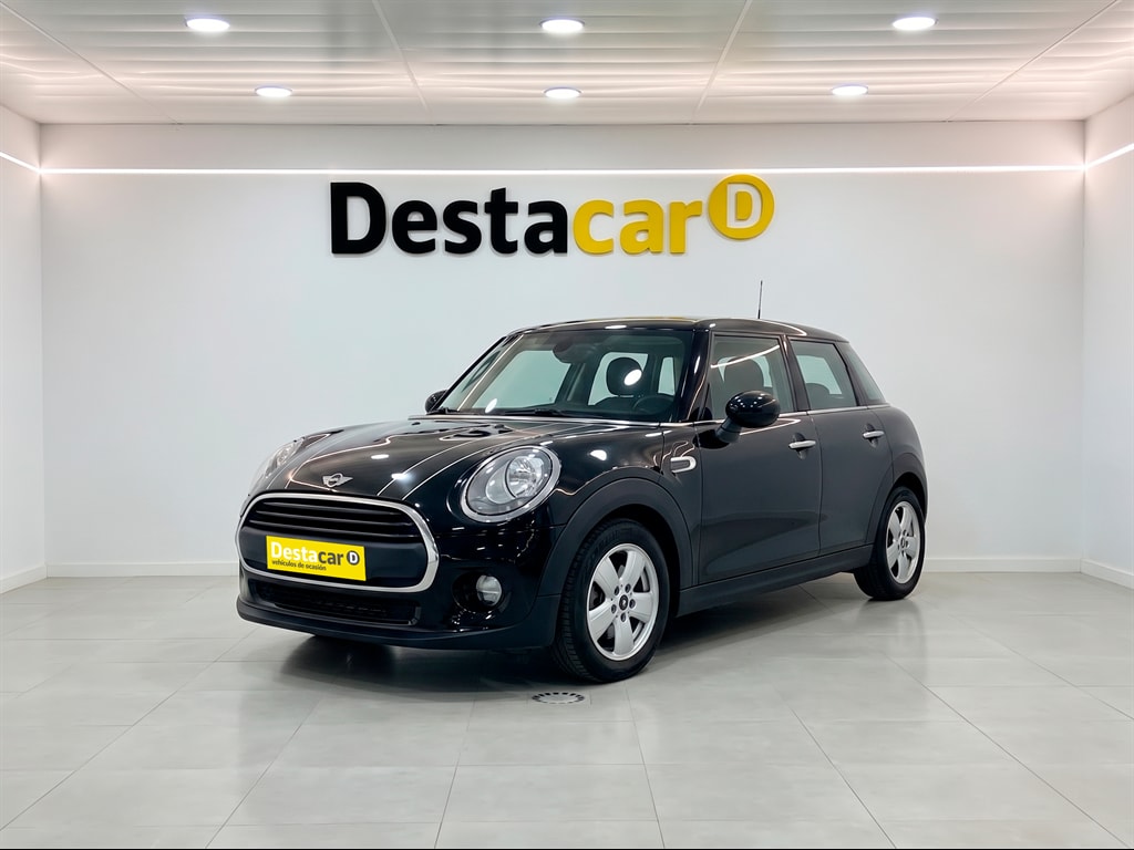 mini-cooper-mini-one-d-5-puertas-en-sevilla-0789406f195014fd9eb1df48db3544fd