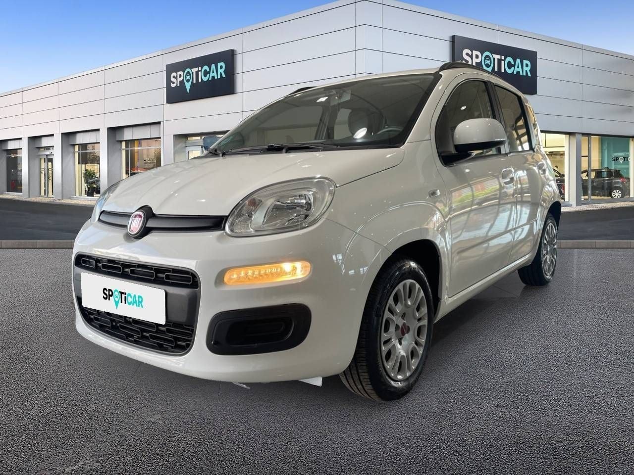 fiat-panda-12-51kw-69cv-lounge-en-granada-f8df703652c382ab450a64bd25b7a9fa