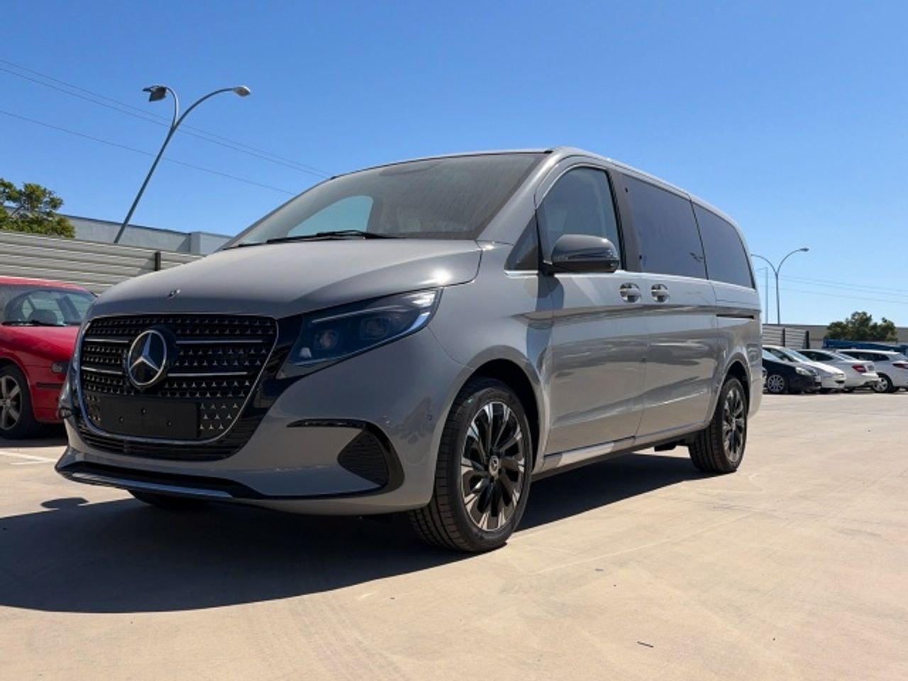 mercedes-vito-114cdi-at-100kw-tourer-pro-larga-en-sevilla-5a51dd1c48167a3b59348f076444e381