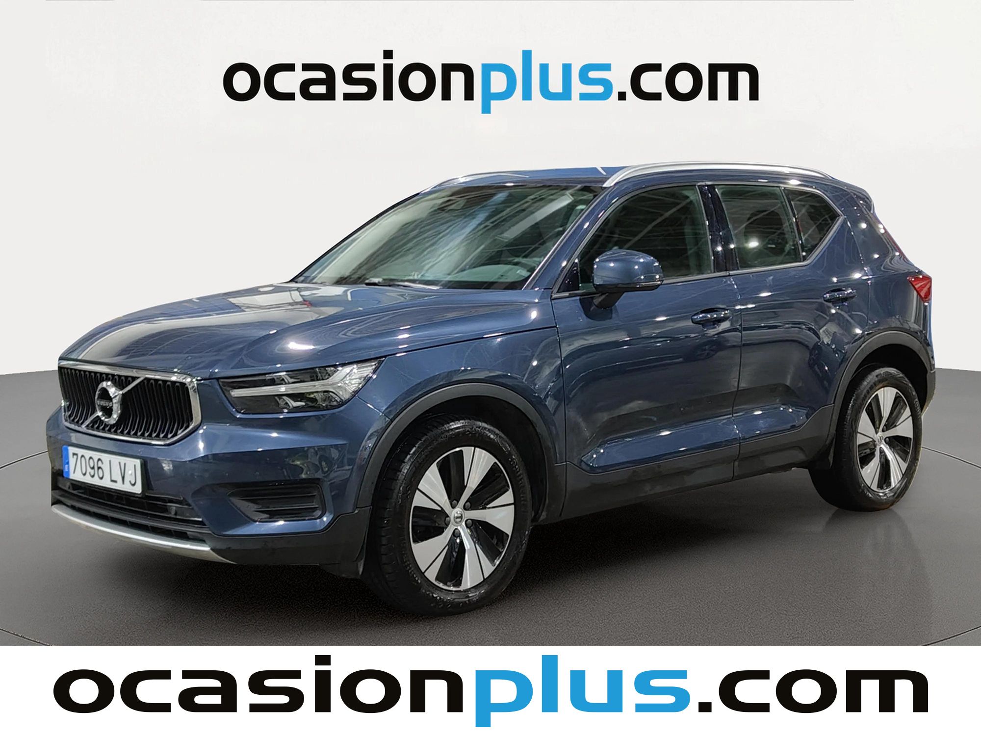 volvo-xc40-t2-momentum-pro-auto-129-cv-en-madrid-8e2bc24d42da7f3e6e096d87c9275448