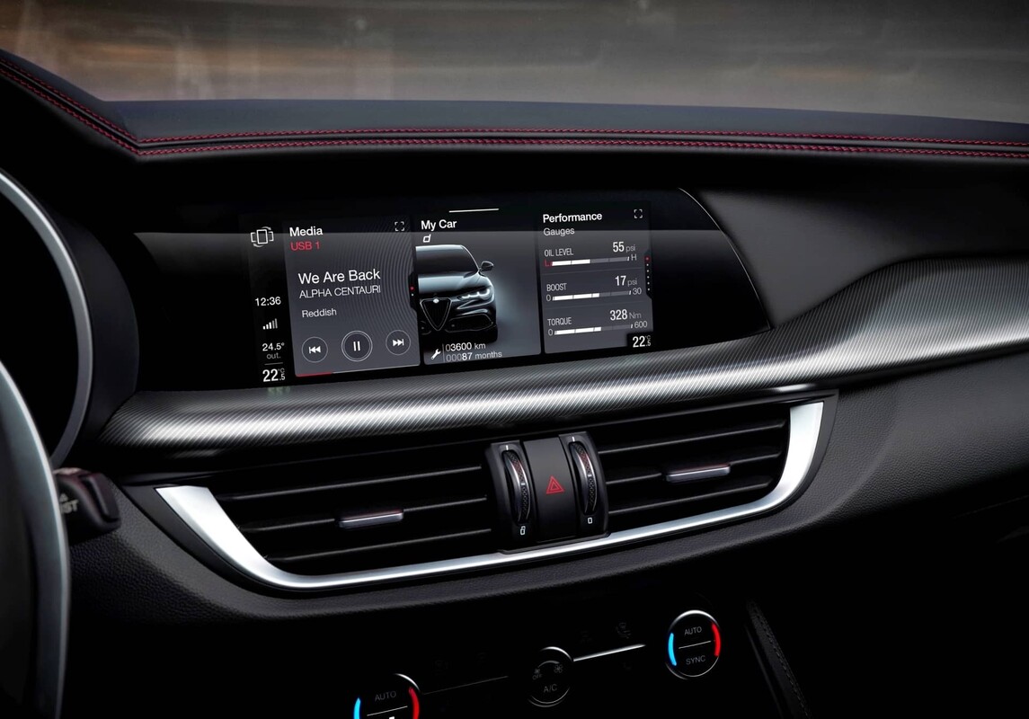 Sistema de infotainment avanzado en el Alfa Romeo Stelvio Sistema de infotainment avanzado en el Alfa Romeo Stelvio