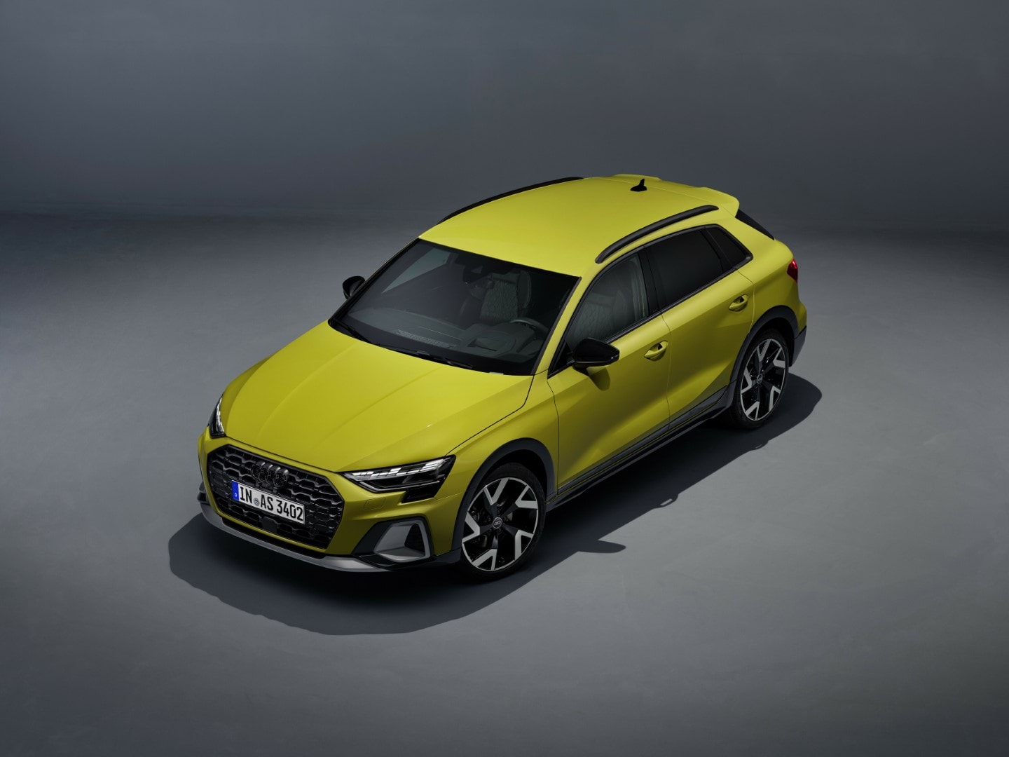 Vista superior del Audi A3 que muestra el diseño de techo y la línea lateral.