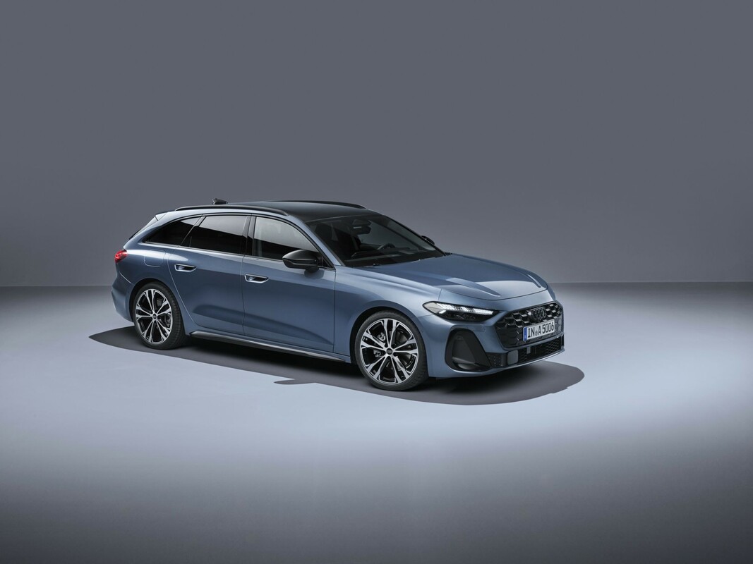 Vista frontal del Audi A5 Avant, con su distintiva parrilla Audi. Vista frontal del Audi A5 Avant, con su distintiva parrilla Audi.