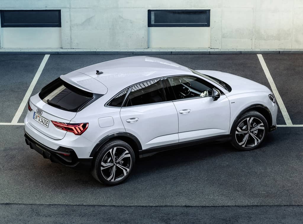 Vista superior del Audi Q3 Sportback Híbrido aparcado
