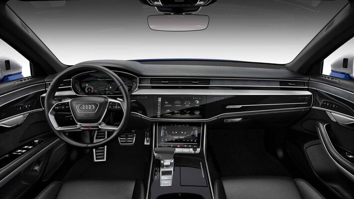 Ergonomía y tecnología se funden en la cabina del Audi S8. Ergonomía y tecnología se funden en la cabina del Audi S8.
