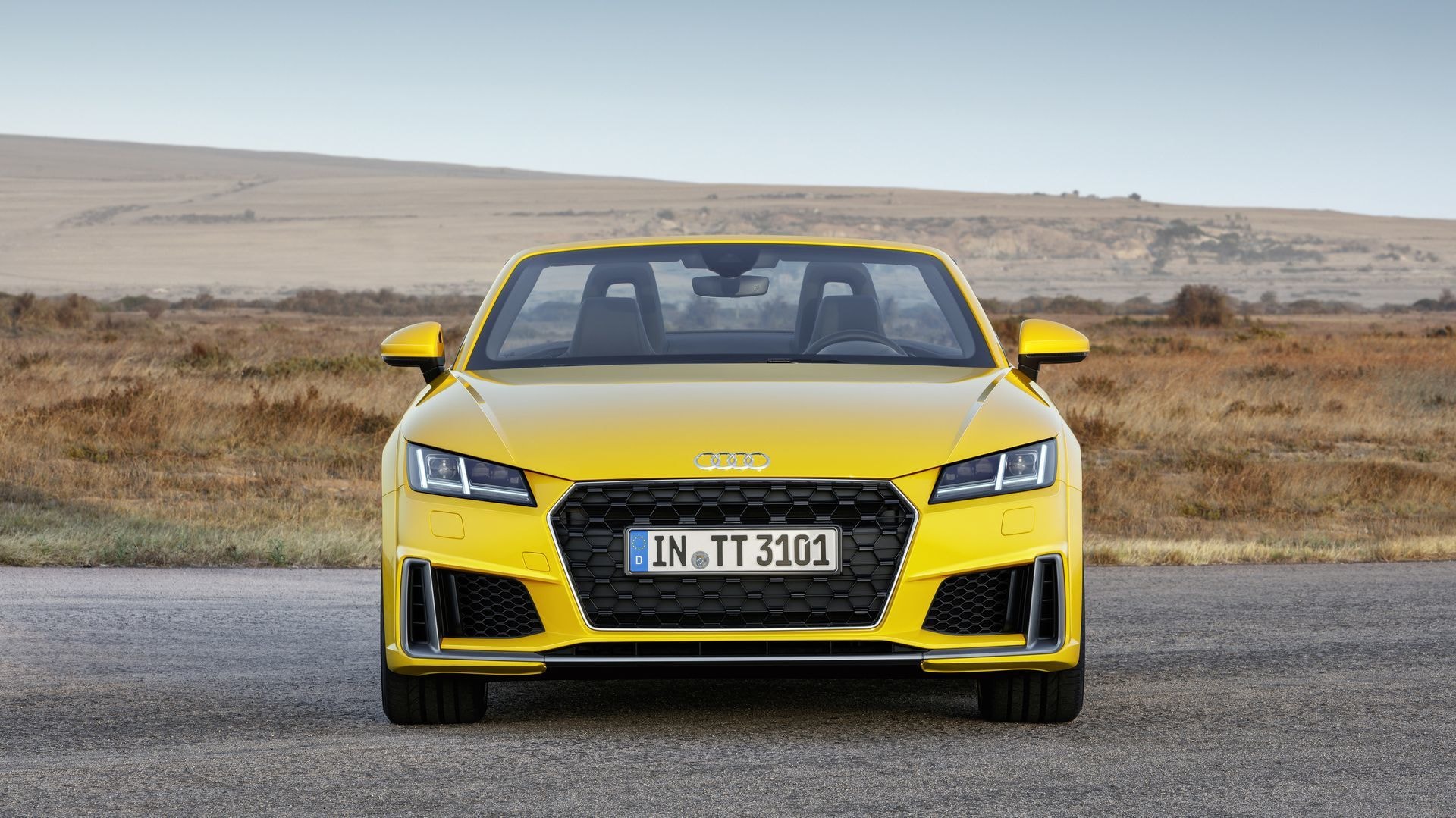 Frontal del Audi TT Coupé con su característica parrilla Singleframe.