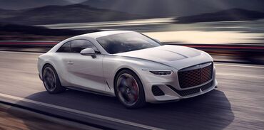 Imagen del Batur en desplazamiento, enfatizando su presencia imponente. Imagen del Batur en desplazamiento, enfatizando su presencia imponente.