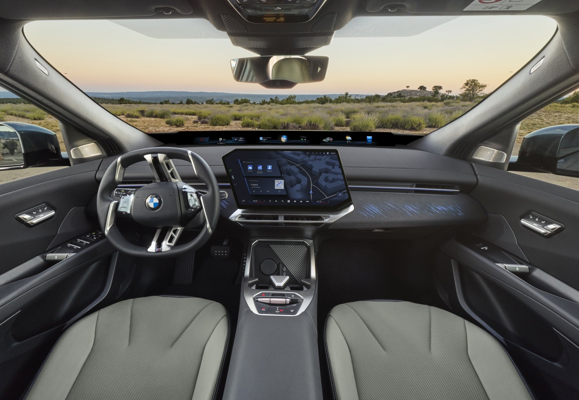 BMW iX4