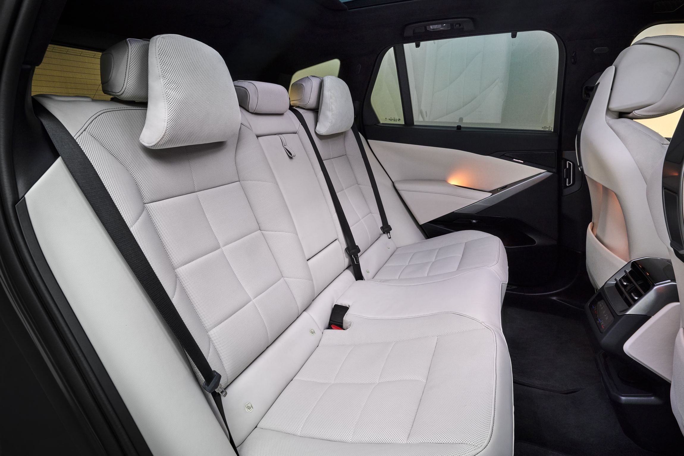 BMW iX5