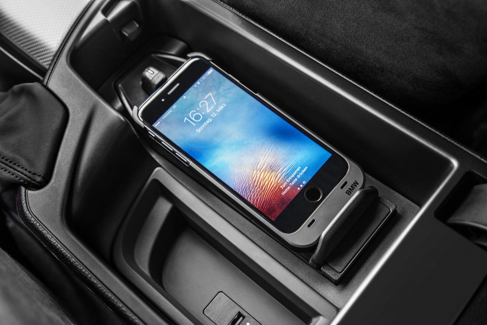 Sistema de integración para smartphone en la consola central del BMW Serie 2 Coupé.