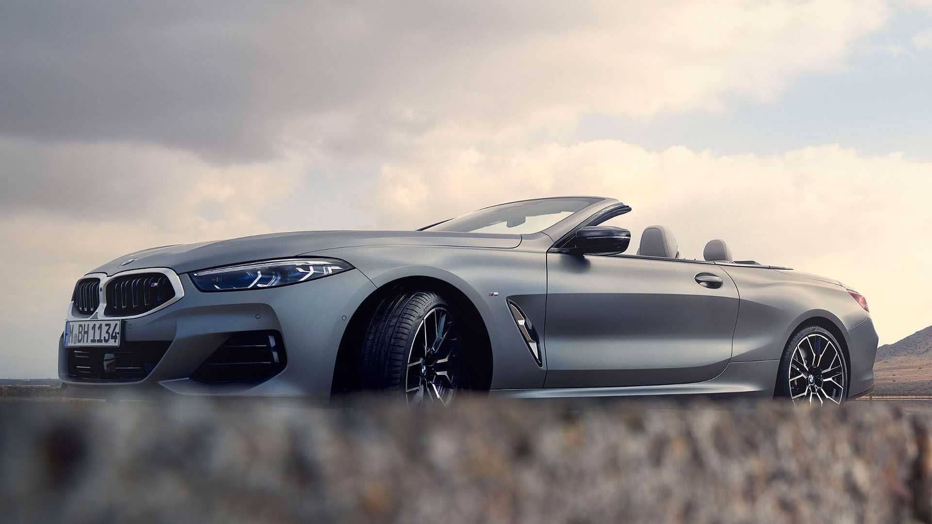 Perfil sofisticado del BMW Serie 8 Cabrio. Ideal para conducir a cielo abierto.