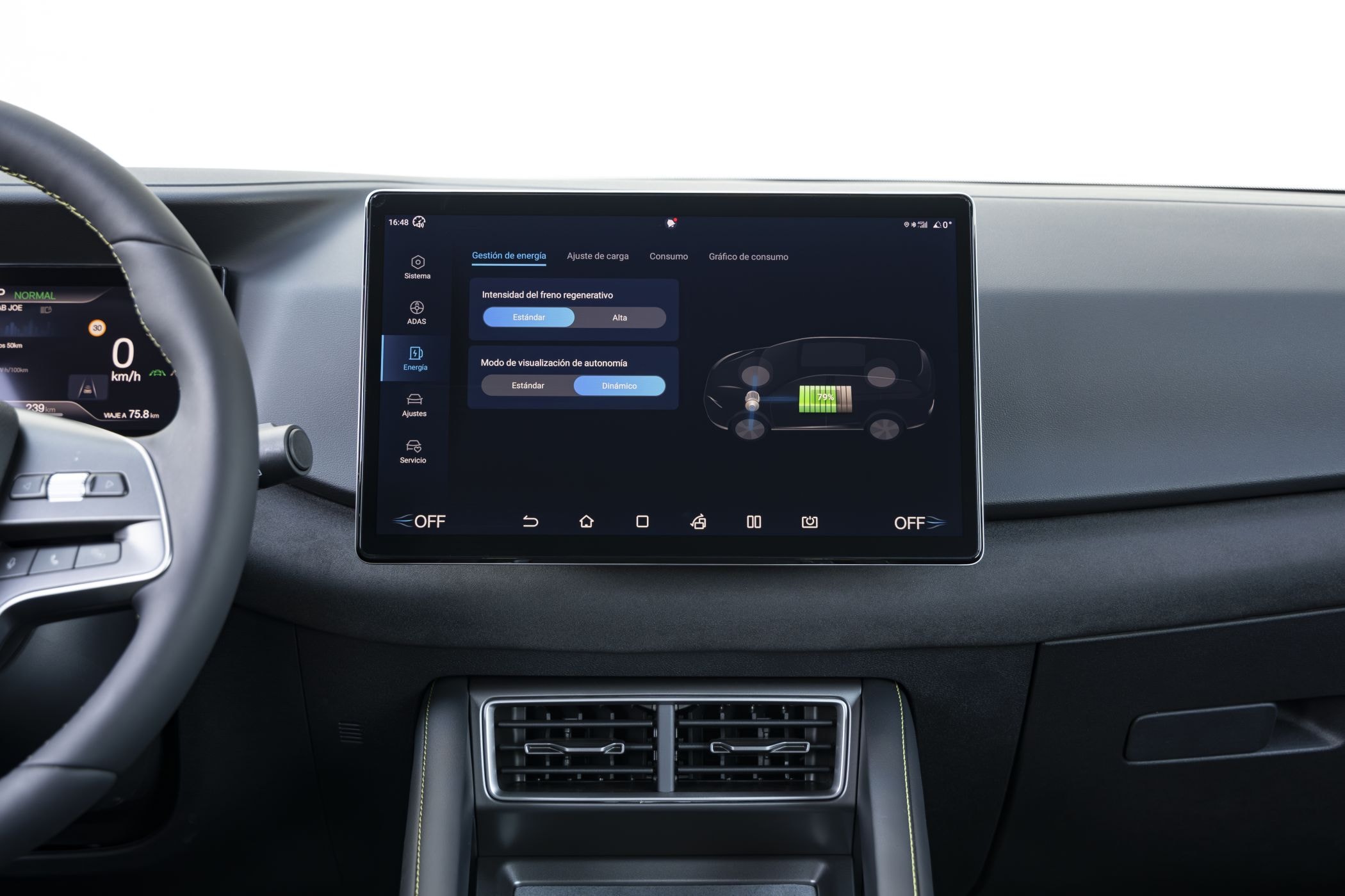 Controles de aire acondicionado del BYD Atto 2, diseño minimalista.