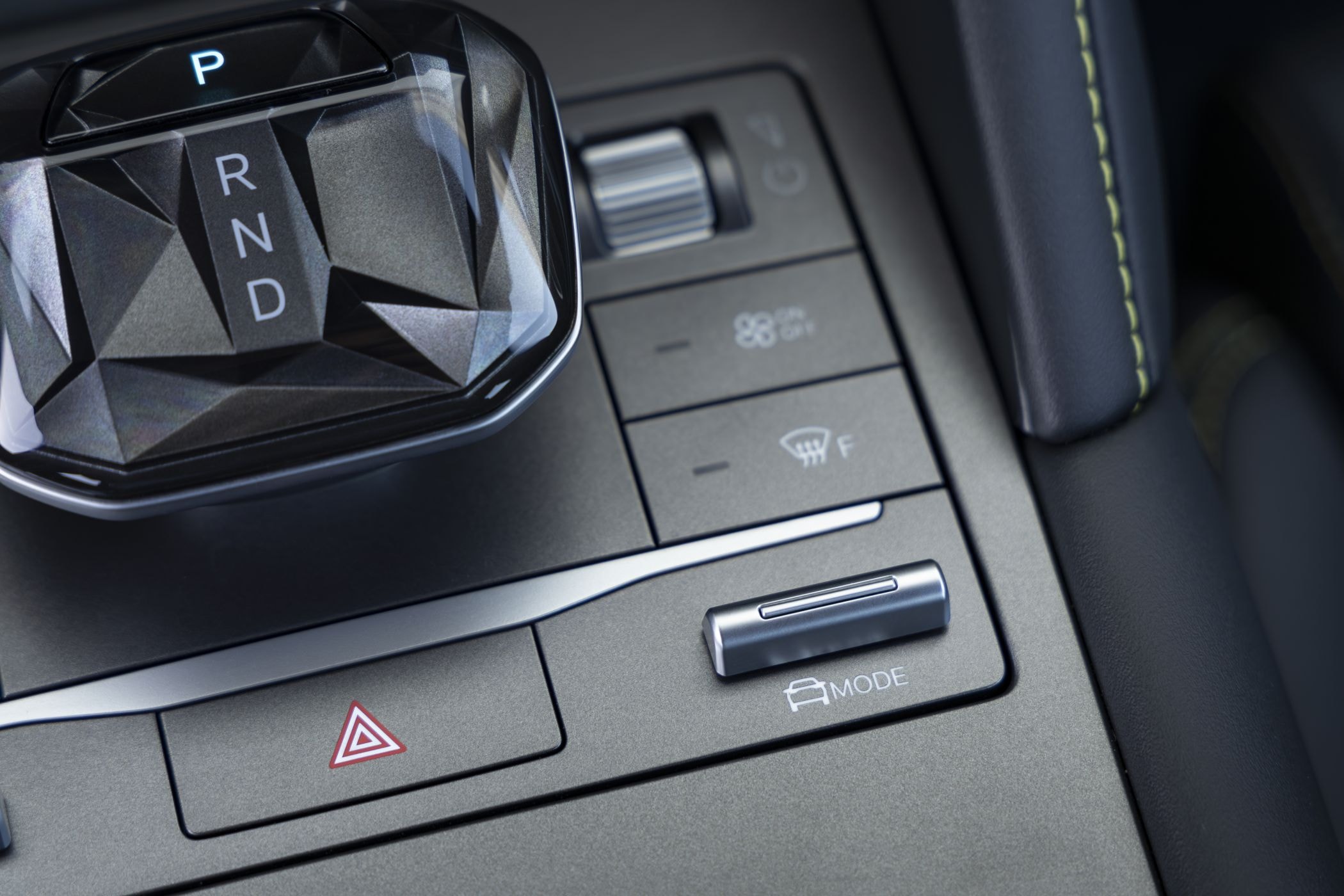 Maletero del BYD Atto 2 con gran capacidad de carga.