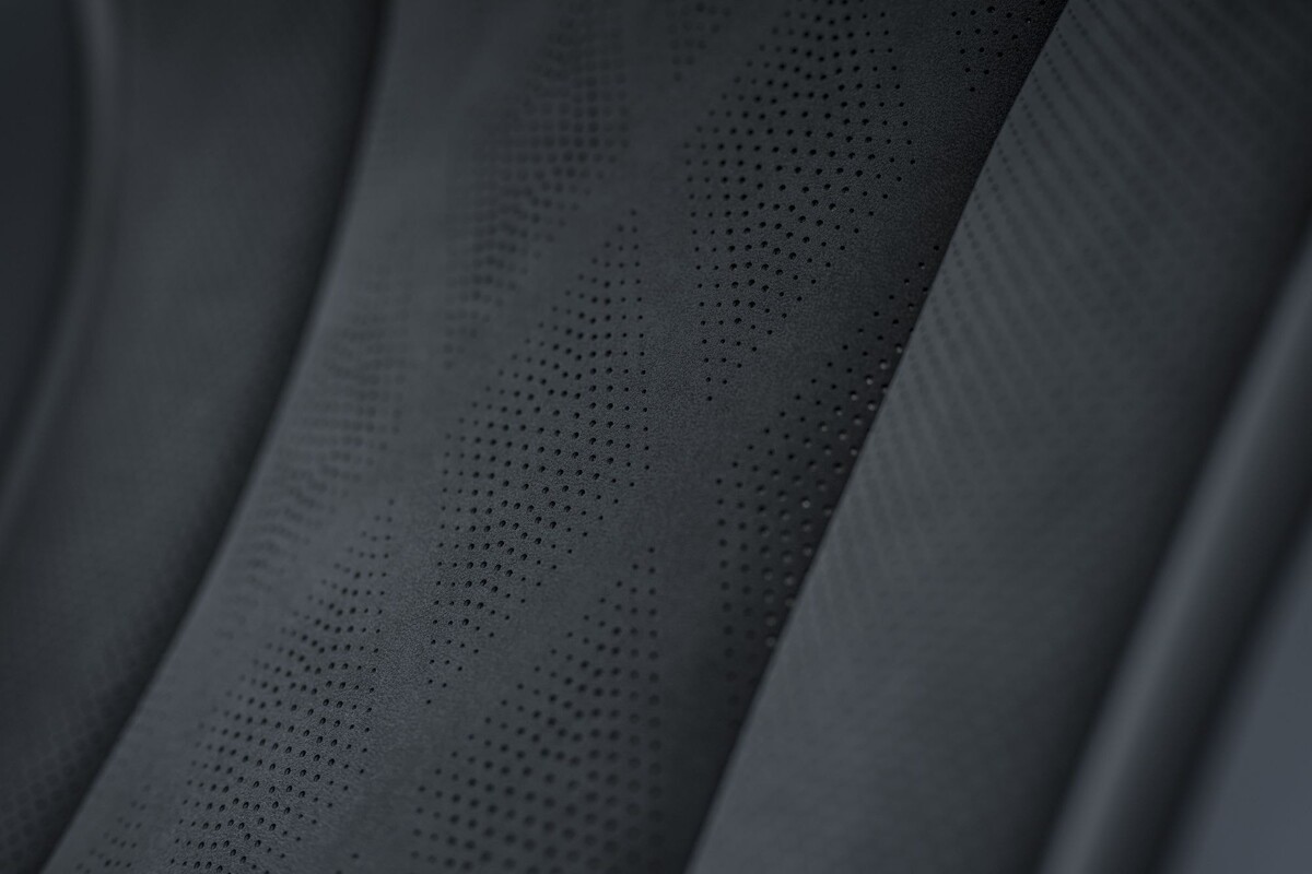 Textura de los asientos en diseño ergonómico, proporcionando comodidad. Textura de los asientos en diseño ergonómico, proporcionando comodidad.