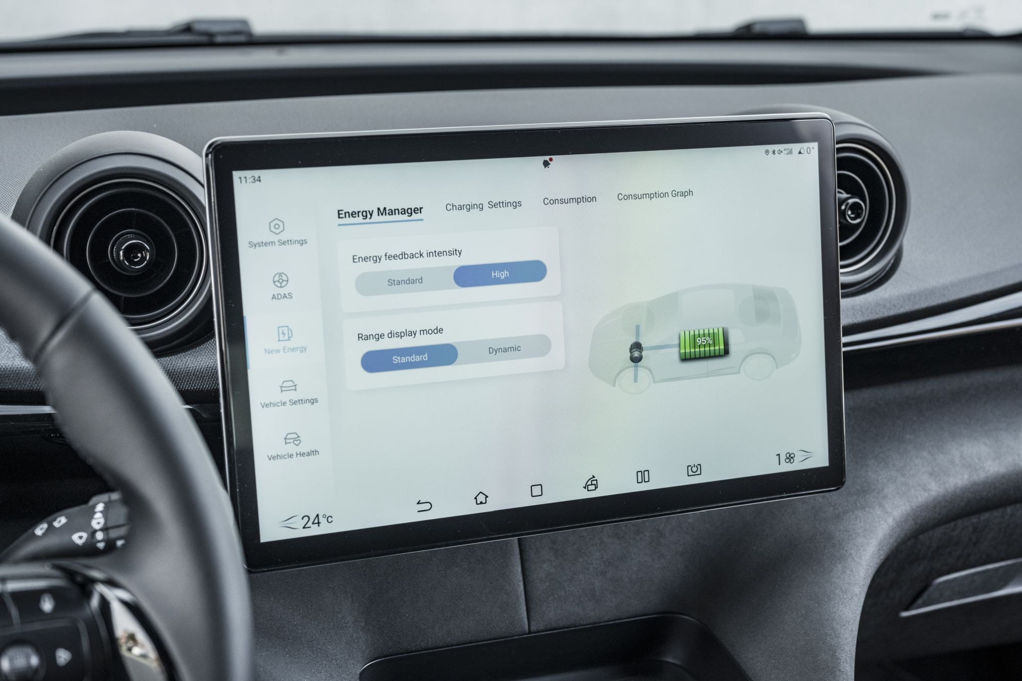 Configuración del sistema inteligente en el BYD Dolphin, mostrando opciones de personalización.