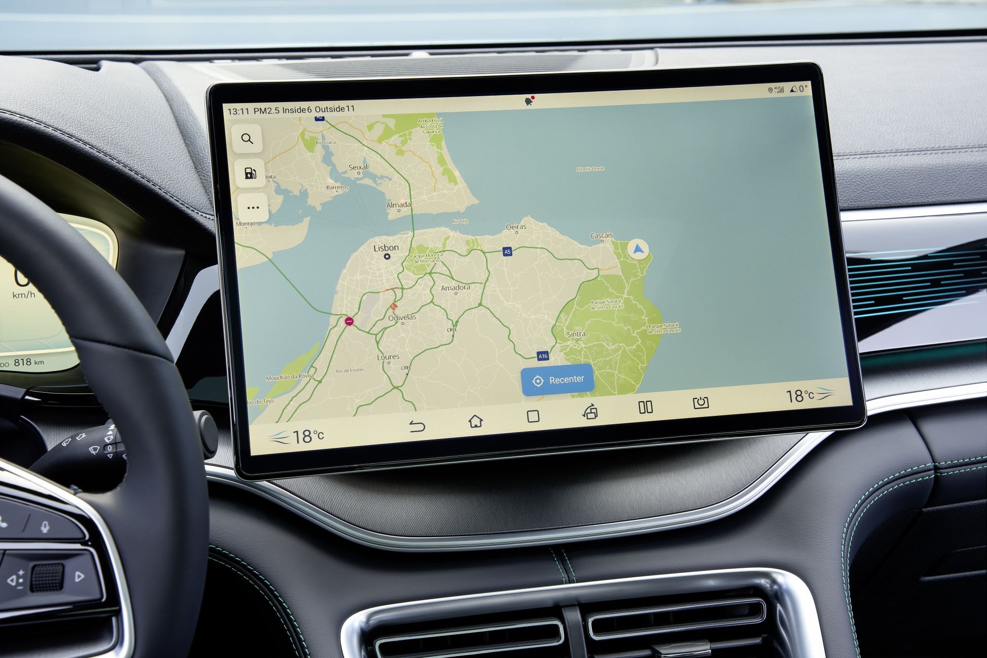 Detalles del techo del BYD Seal U mostrando su diseño aerodinámico.