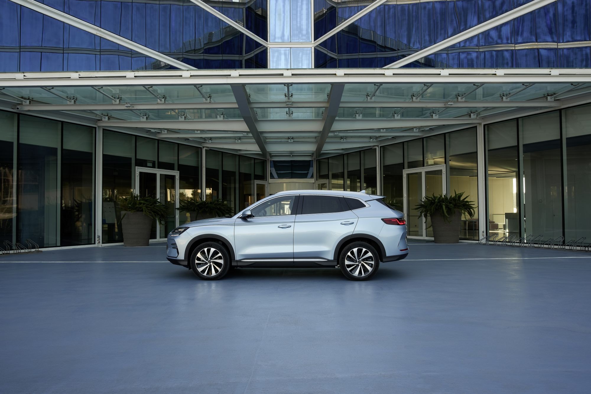 Otra perspectiva del maletero, ideal para viajes largos.