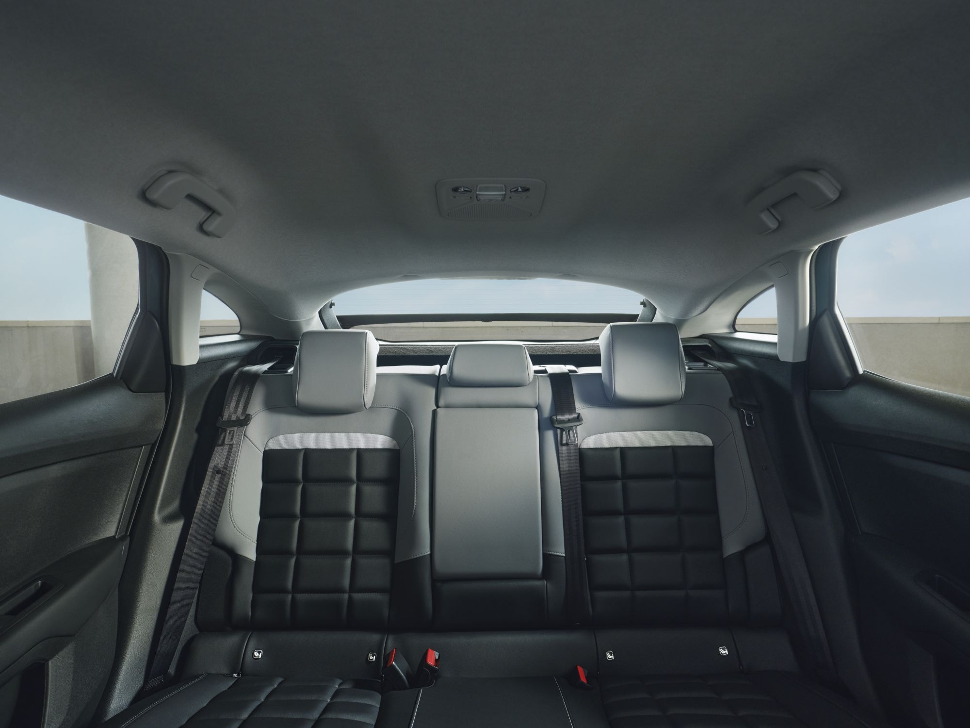 Espacio acogedor en el Citroën C4, perfecto para compartir