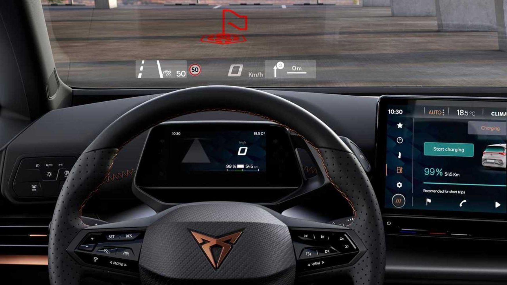 Vista del salpicadero del Cupra Born con tecnología avanzada.