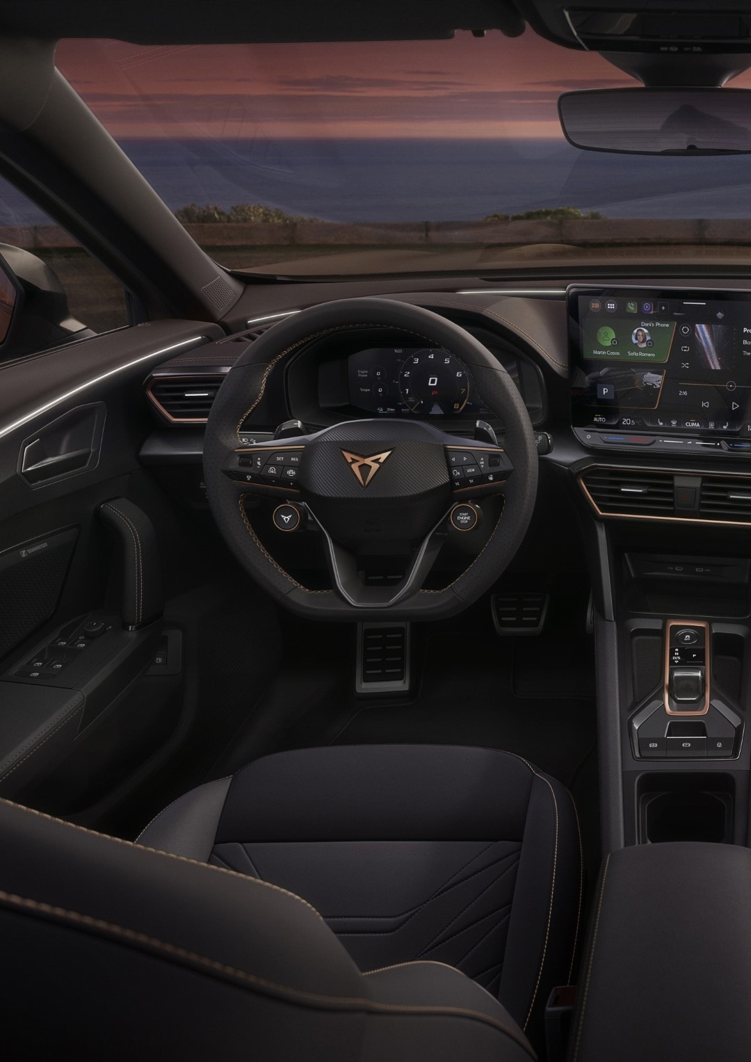 Vista del volante y sistema de infotainment del Cupra Formentor.