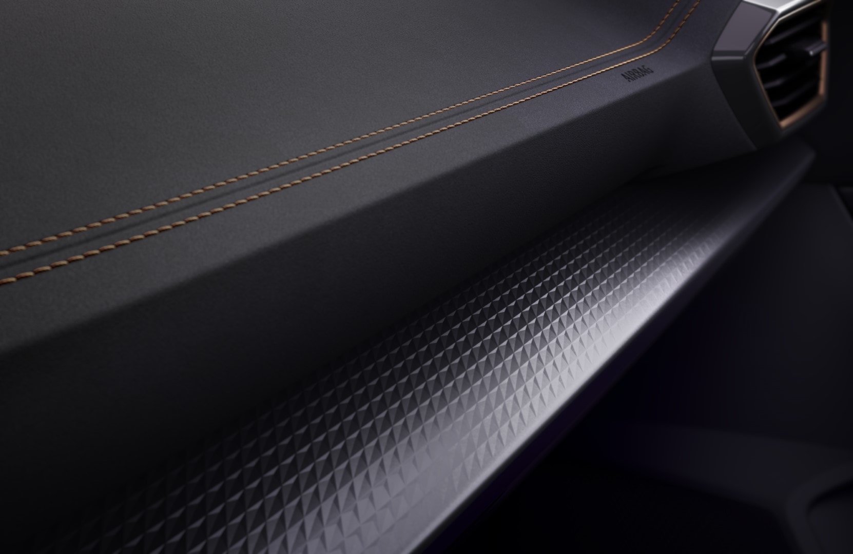 Perfil del Formentor con un fondo de paisaje natural, ideal para aventureros.