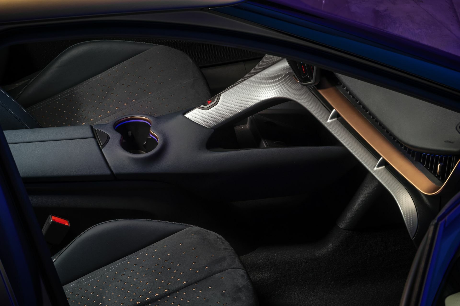 Aspecto interior del techo panorámico desde la perspectiva trasera.