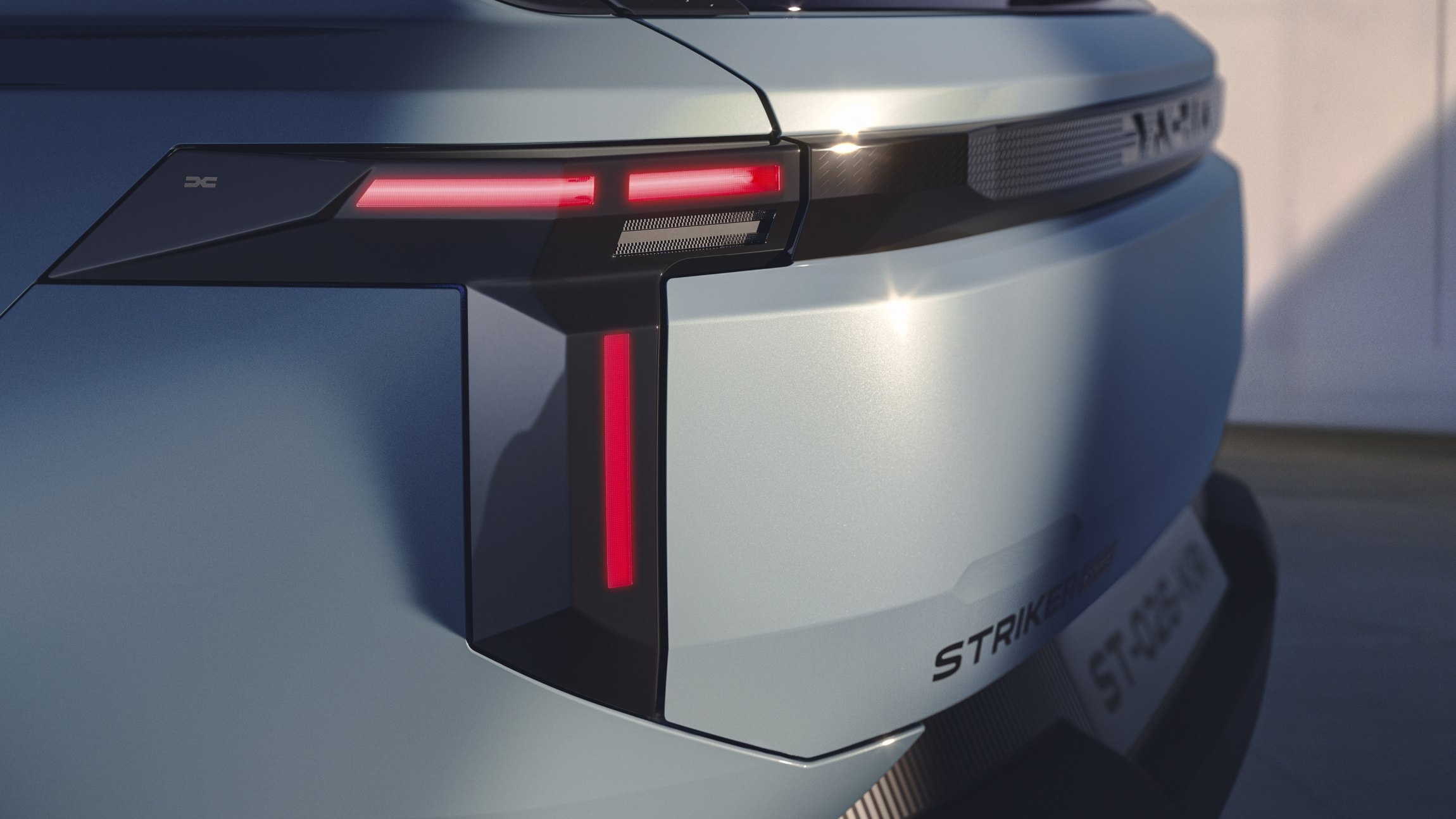 Dacia Striker híbrido
