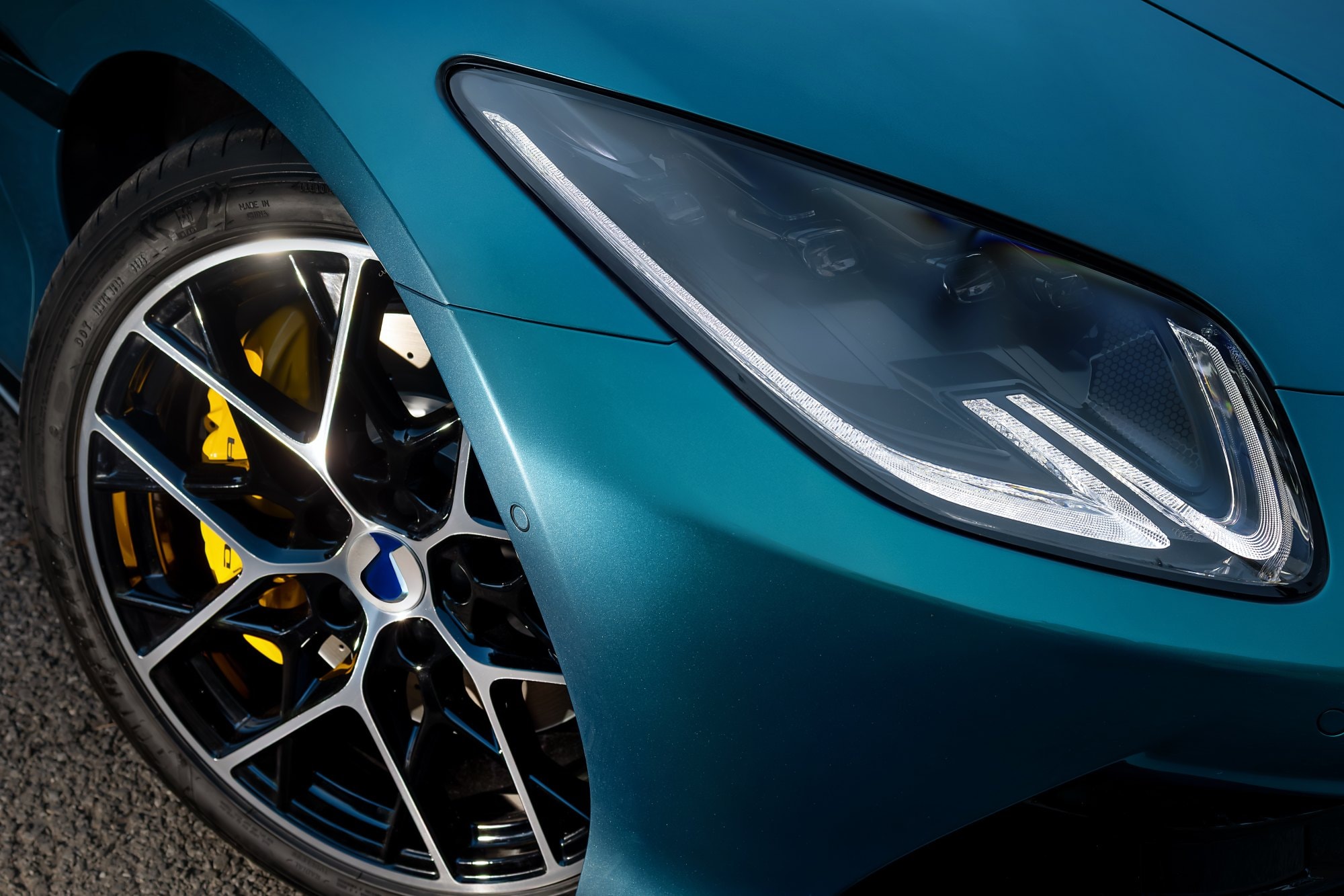 Denza Z Spider