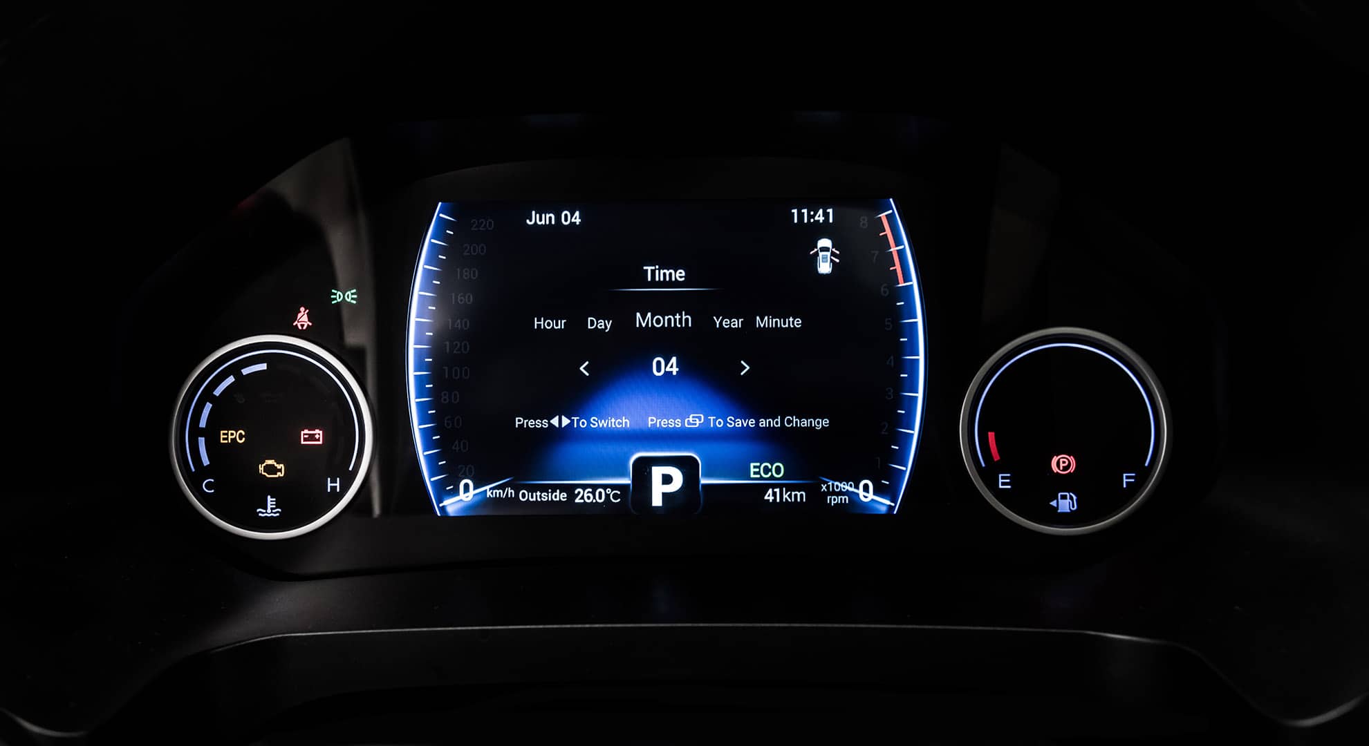 Panel de instrumentación digital con información detallada de conducción del DR 7.0.