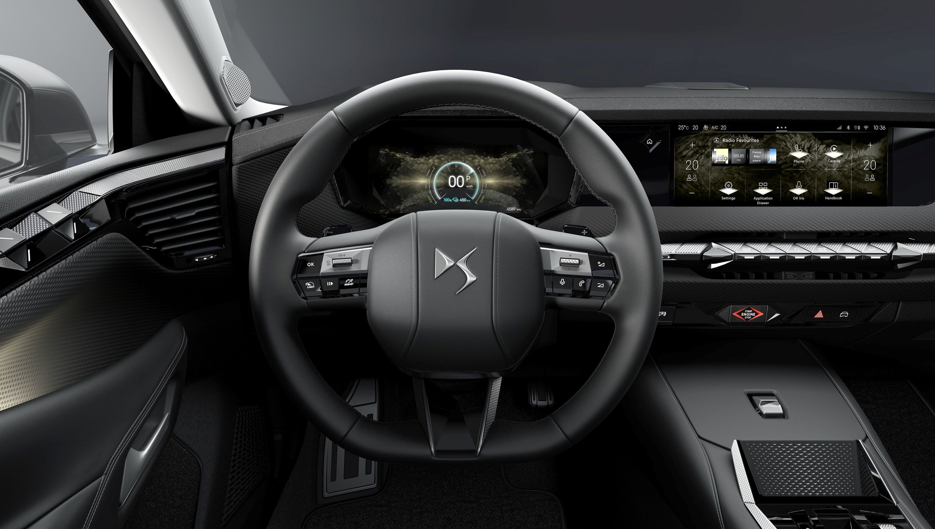 Vista trasera del DS Nº4, muestra sus líneas modernas y distintivas.