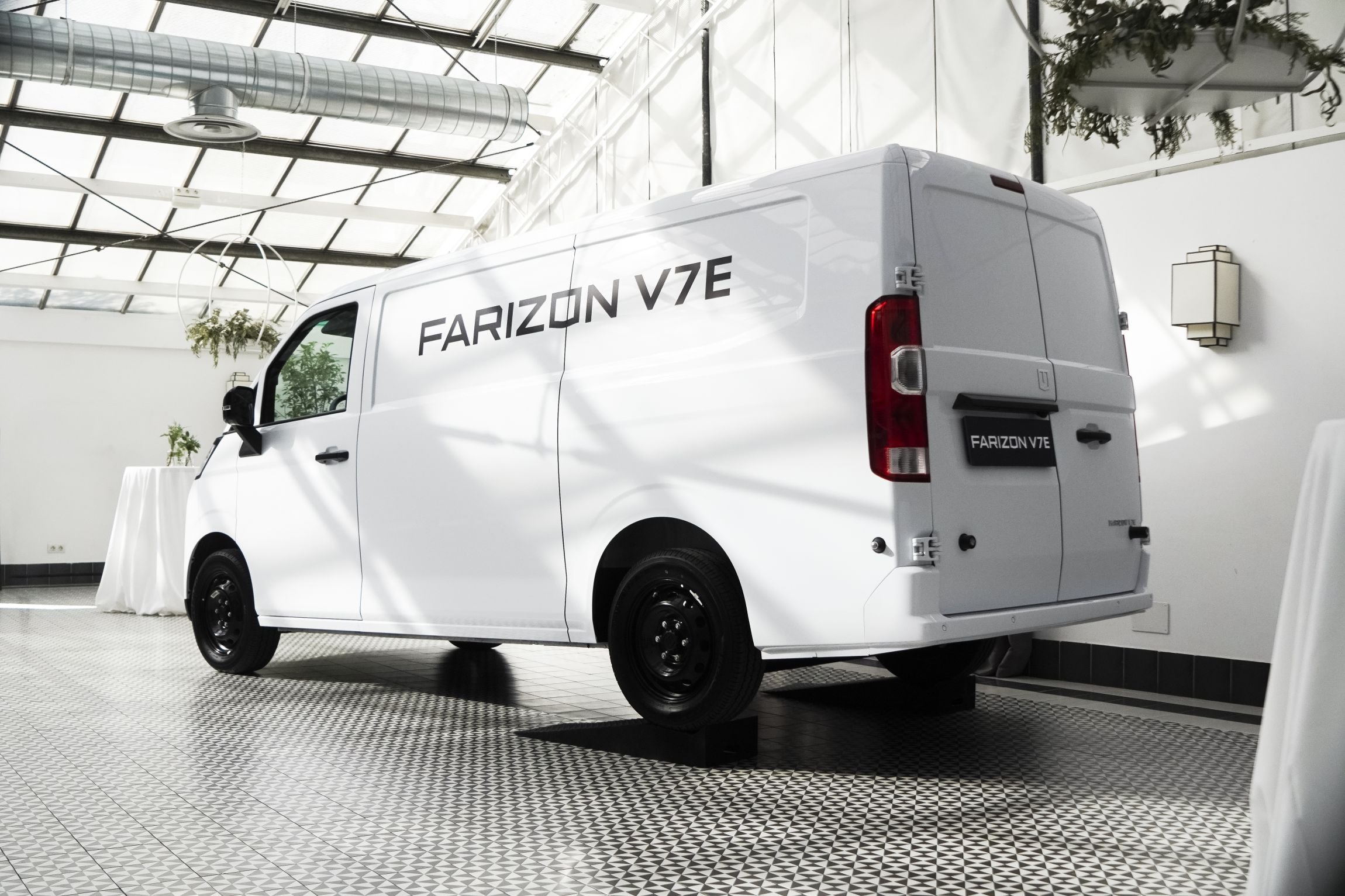 Farizon V7E