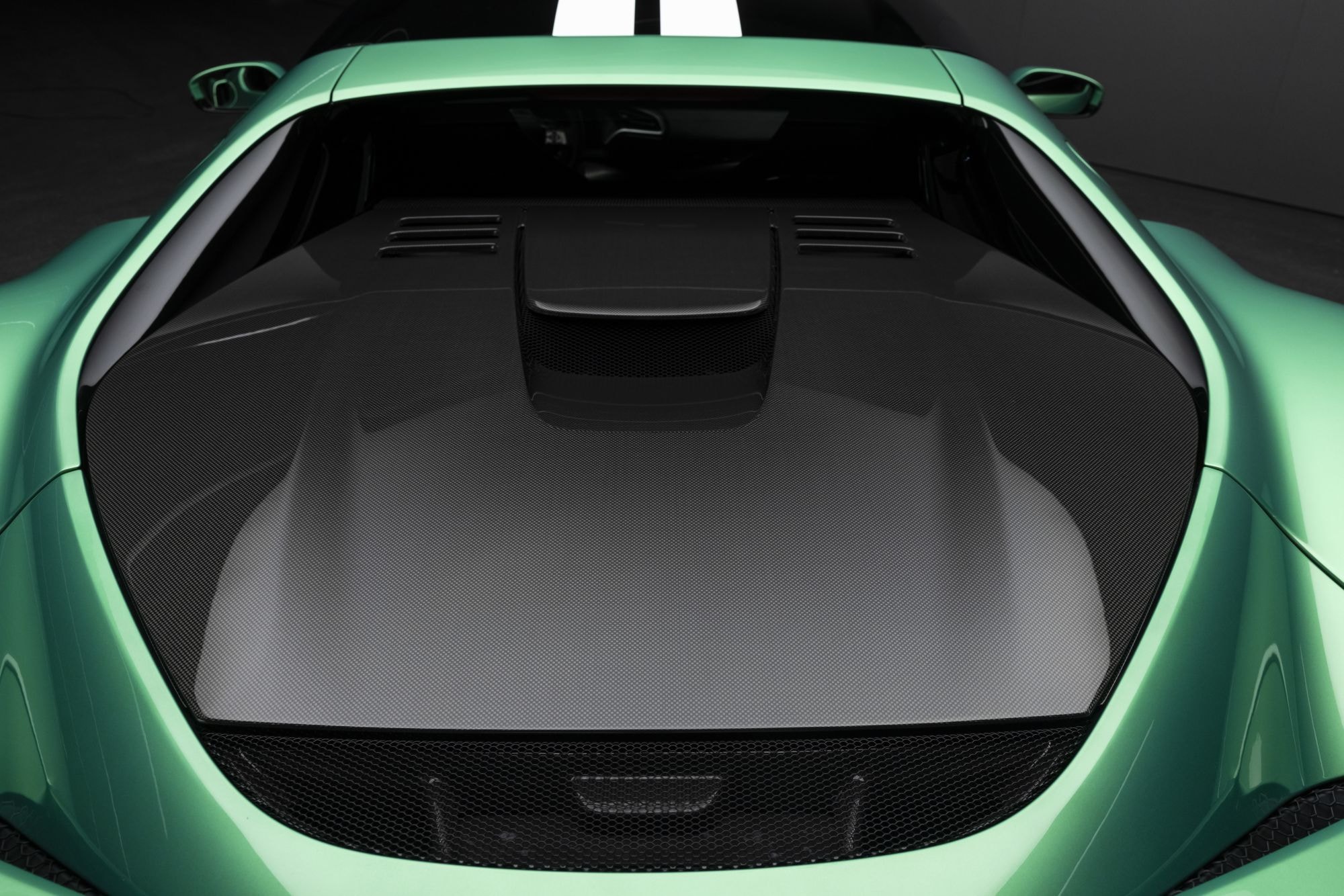 Alerón trasero del Ferrari 296, optimizando la aerodinámica.