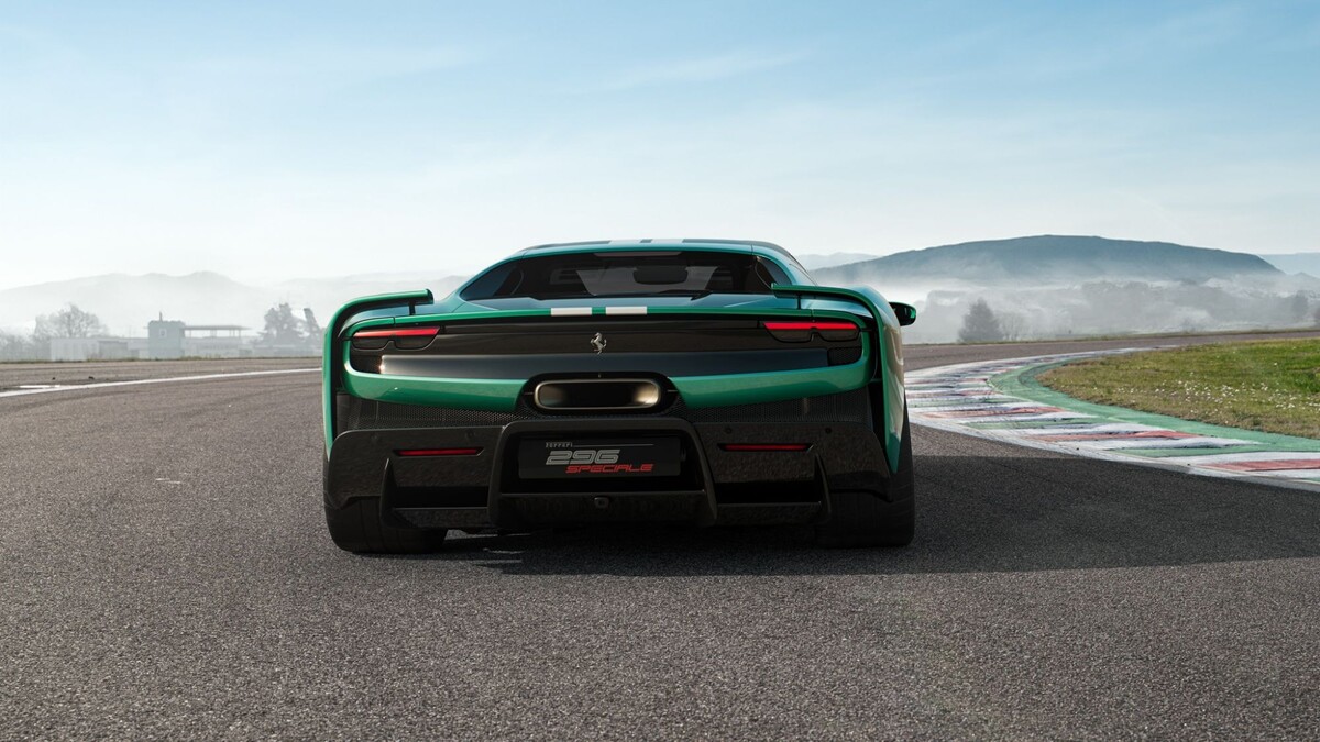 Detalles de los asientos del Ferrari 296, con un acabado impecable. Detalles de los asientos del Ferrari 296, con un acabado impecable.