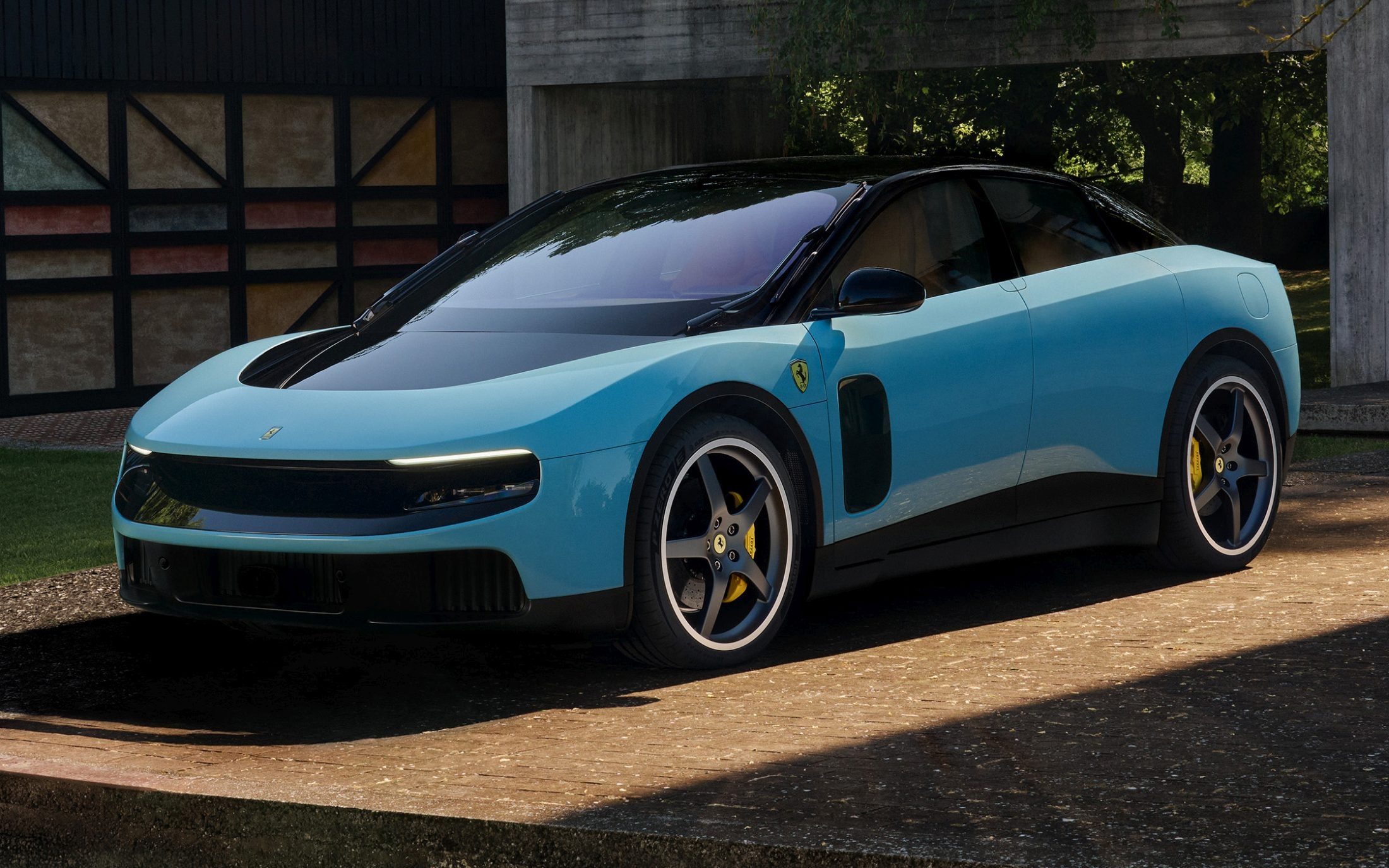 Ferrari Luce