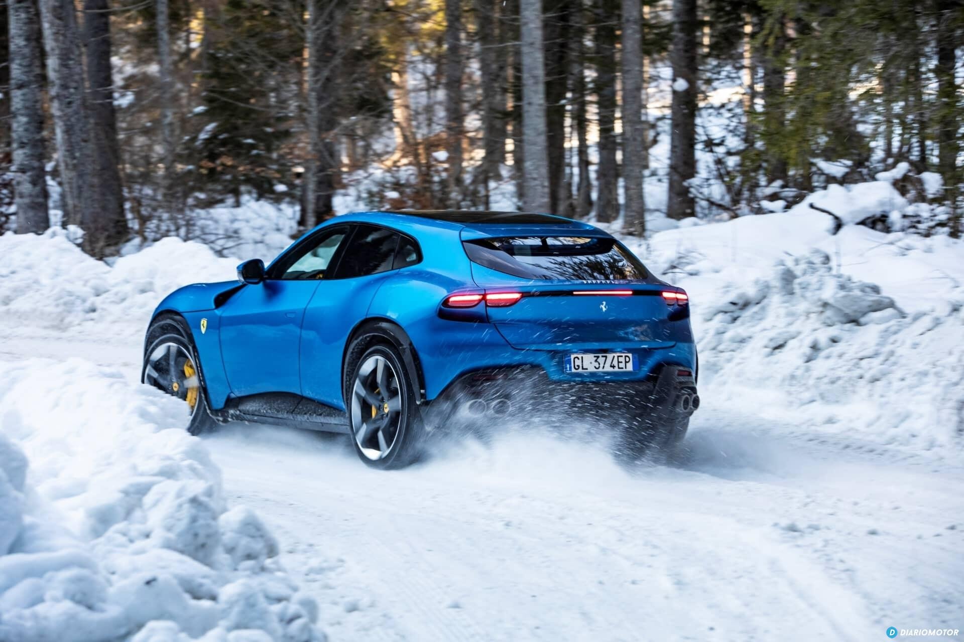 El Purosangue demostrando su capacidad en condiciones invernales.