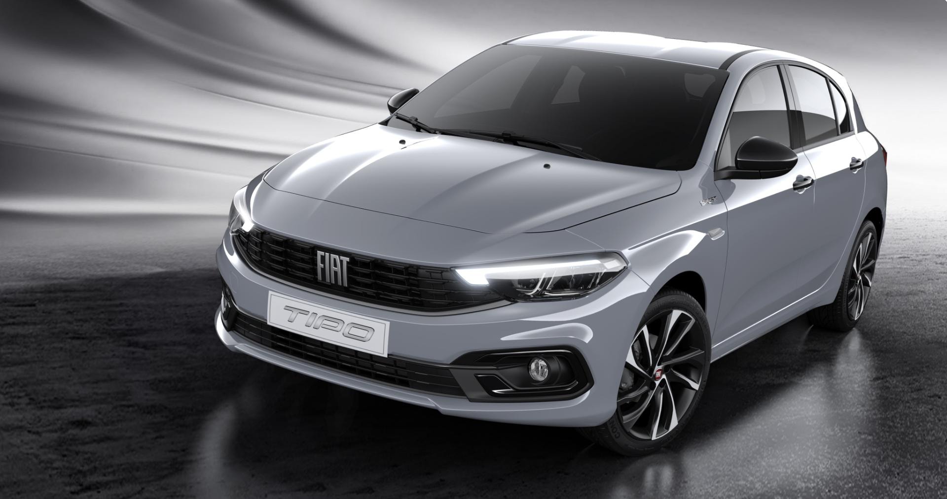 El Fiat Tipo 5P muestra su diseño renovado y faros refinados.