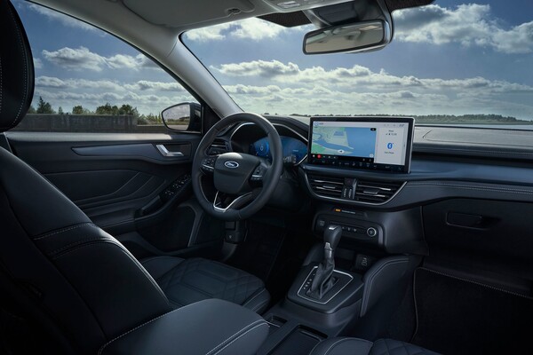 Vista del interior amplio y tecnológico en el nuevo Ford Focus. Vista del interior amplio y tecnológico en el nuevo Ford Focus.