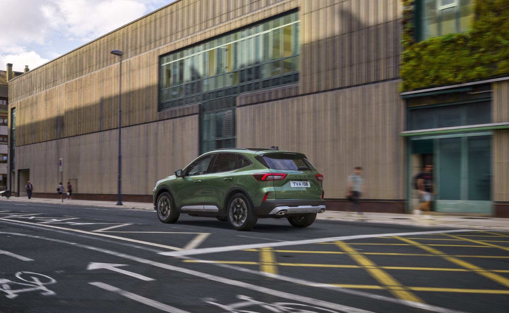 Diseño dinámico del Ford Kuga capturado en movimiento