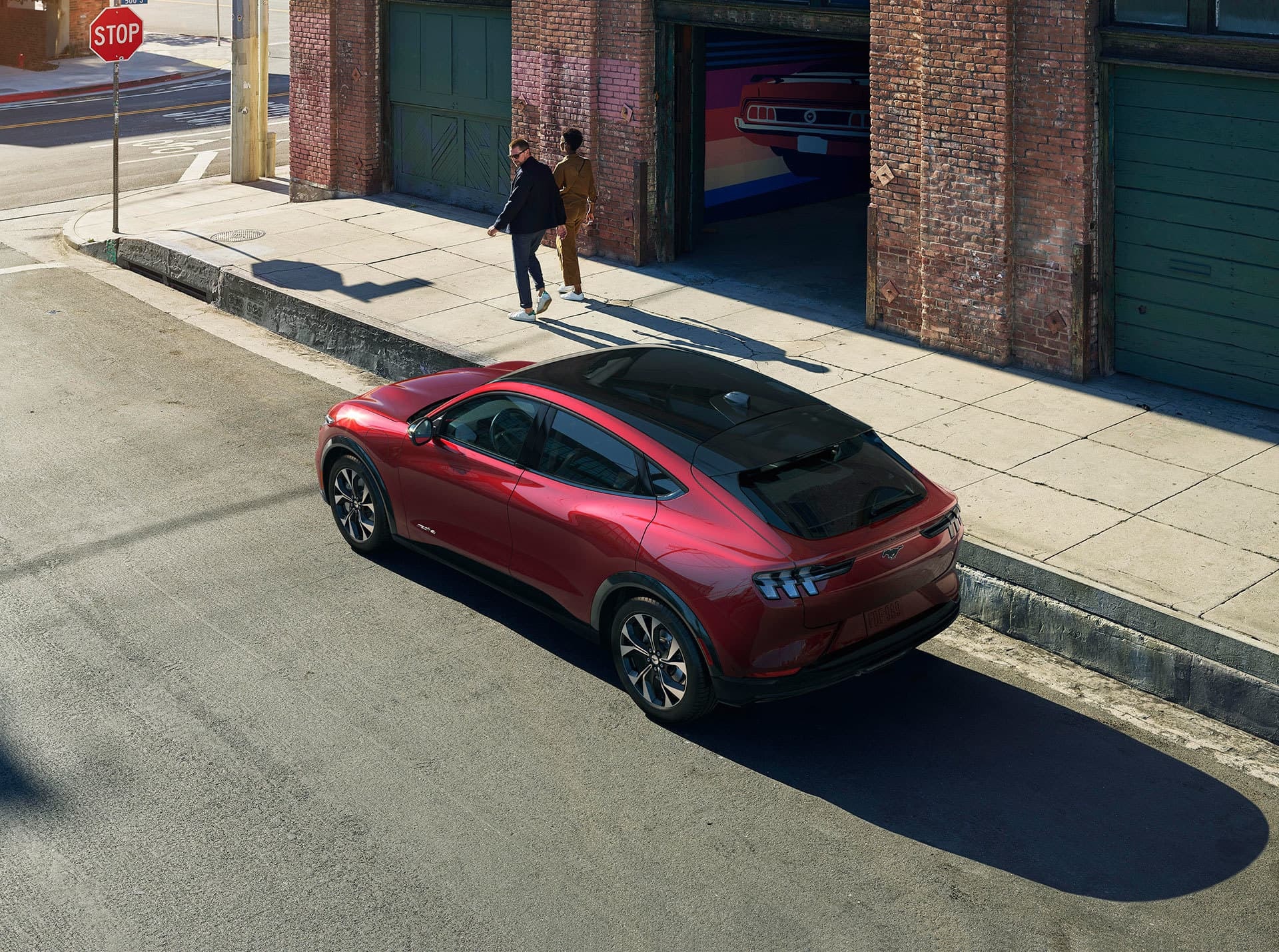 Vista aérea del Mustang Mach-E, línea de diseño y estilo