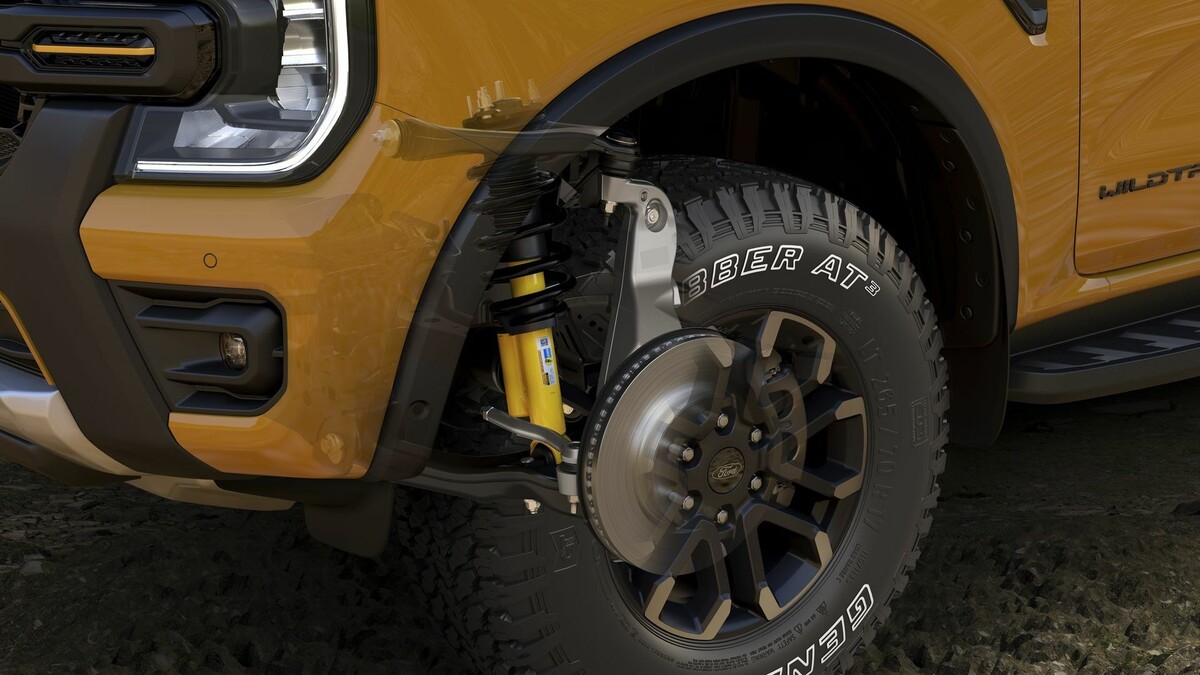 Imagen detallada de la suspensión delantera del Ford Ranger, esencial para la conducción off-road. Imagen detallada de la suspensión delantera del Ford Ranger, esencial para la conducción off-road.