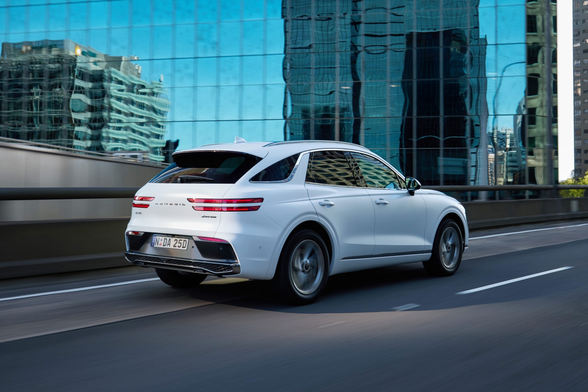 Genesis GV70