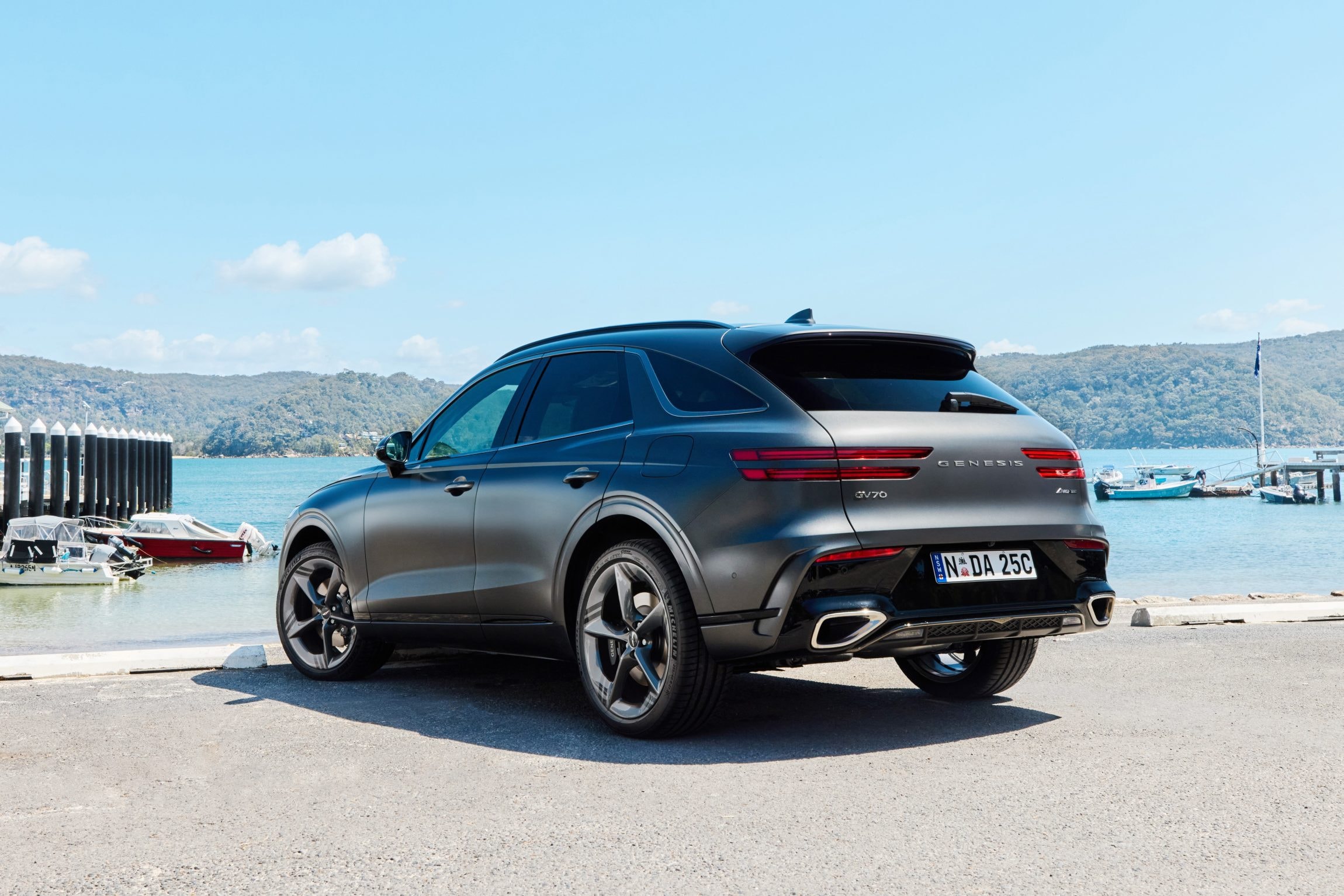 Genesis GV70